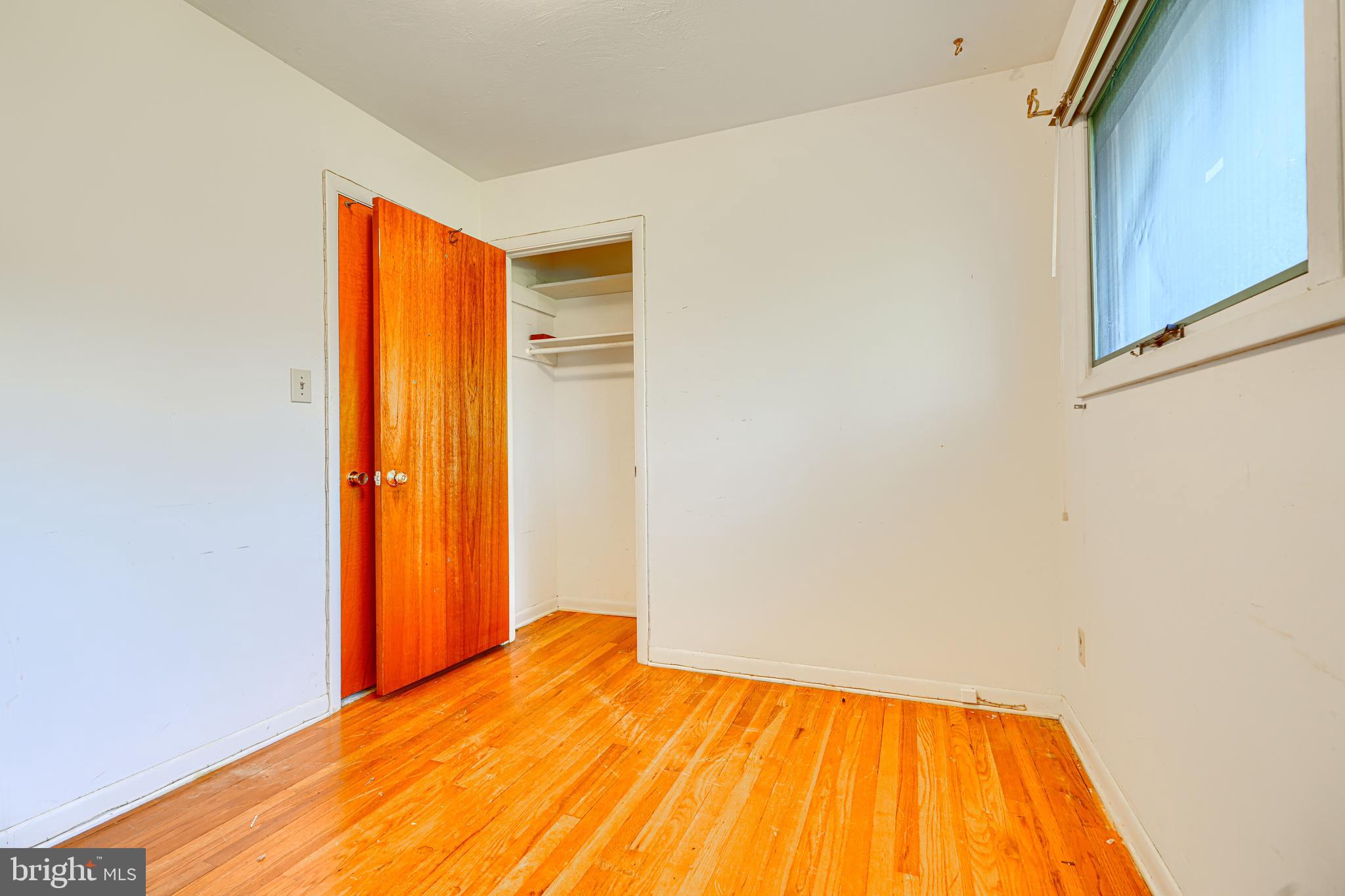 COLONIAL ACRES - Residential