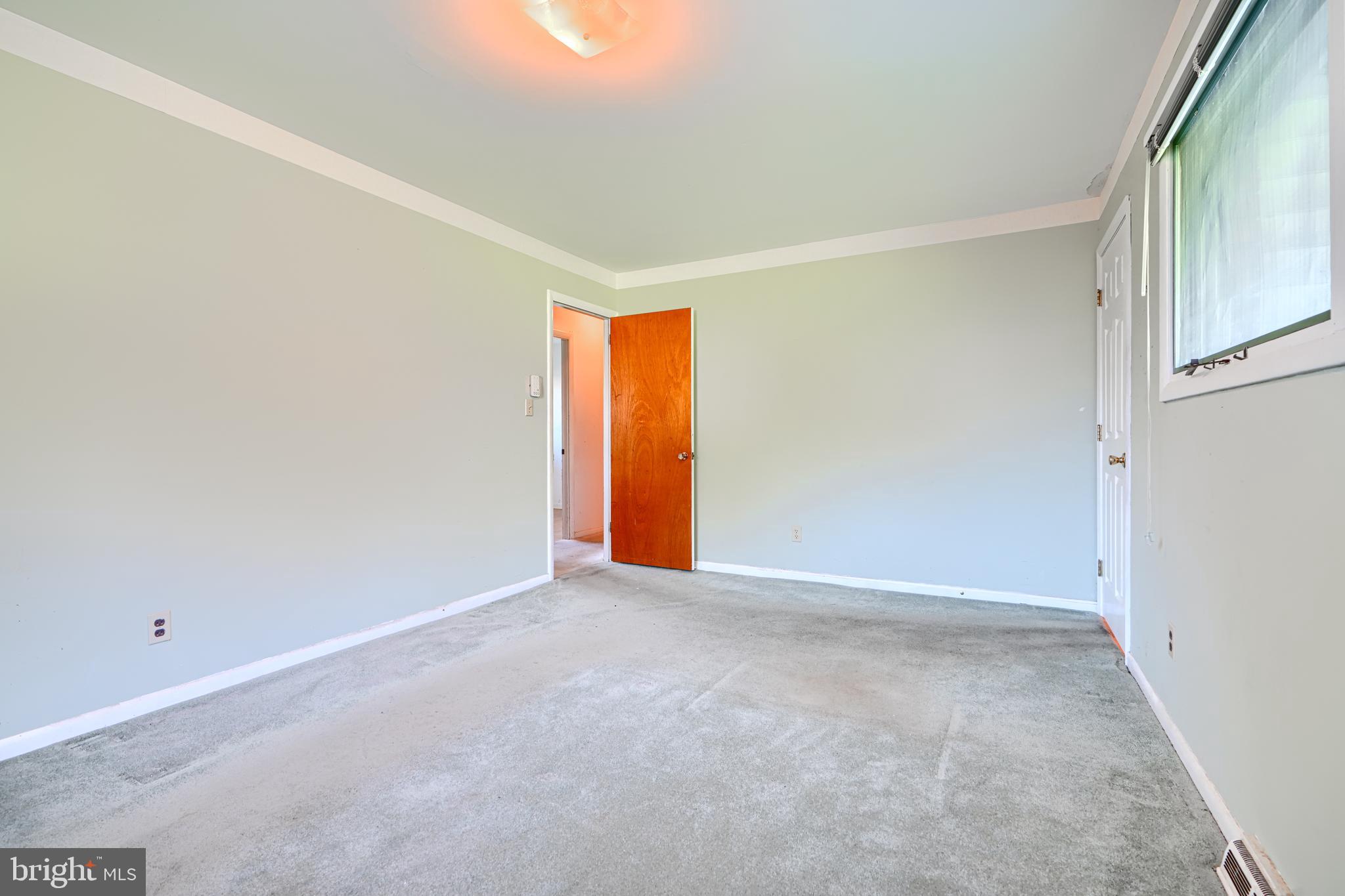 COLONIAL ACRES - Residential