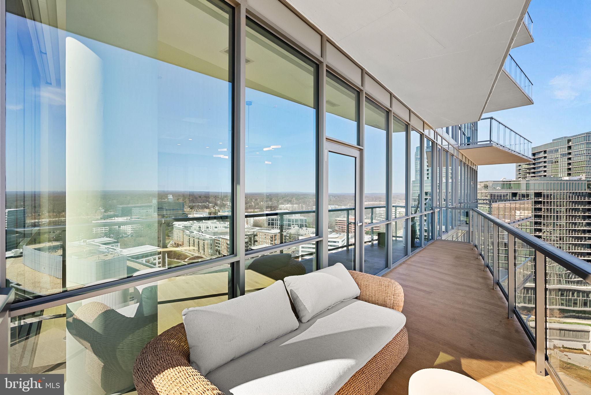 TYSONS CORNER - Residential