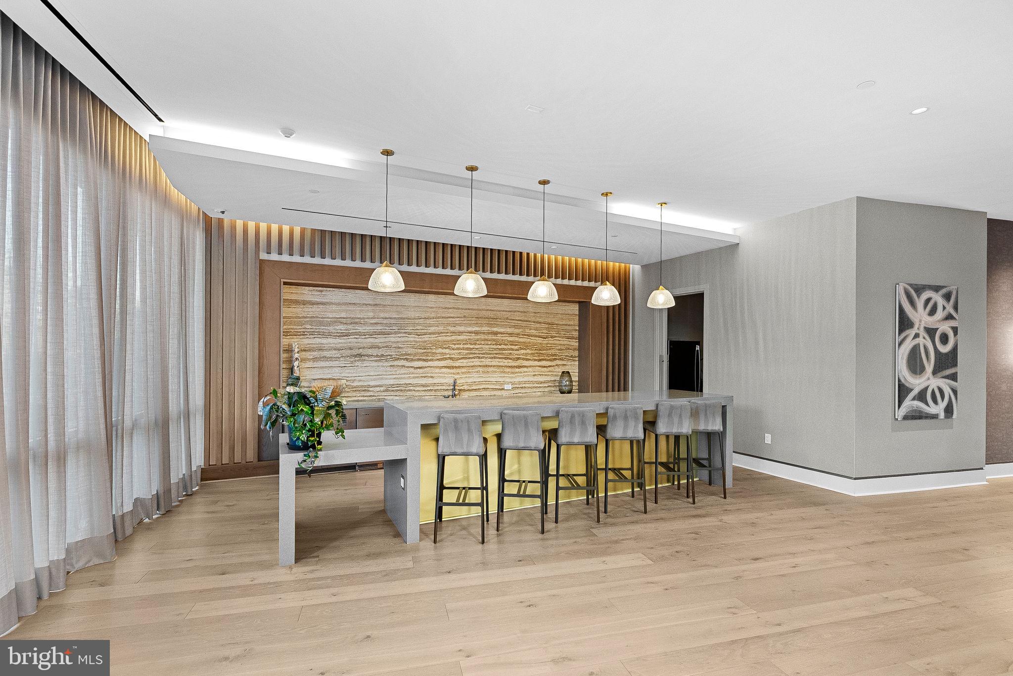 TYSONS CORNER - Residential