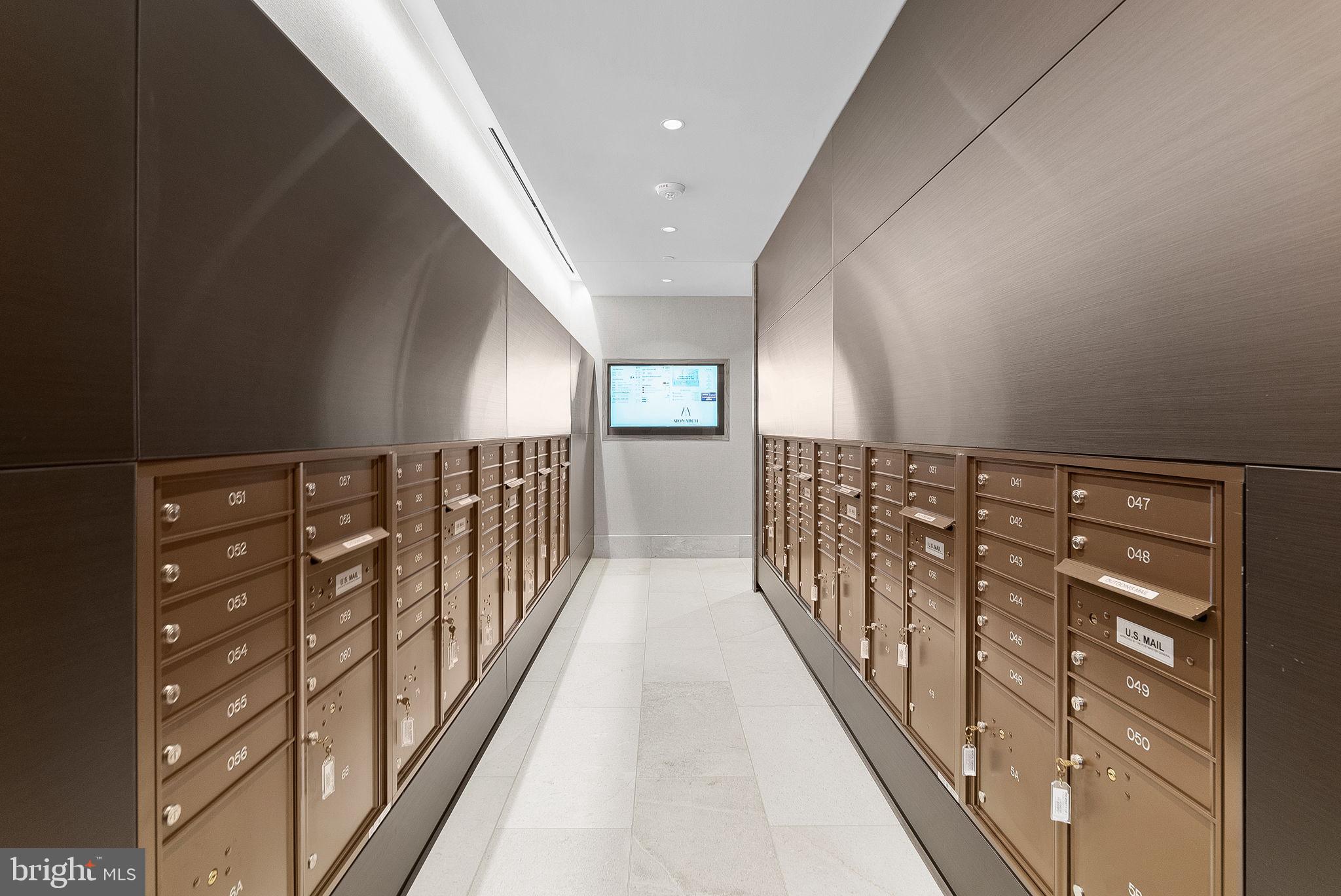 TYSONS CORNER - Residential