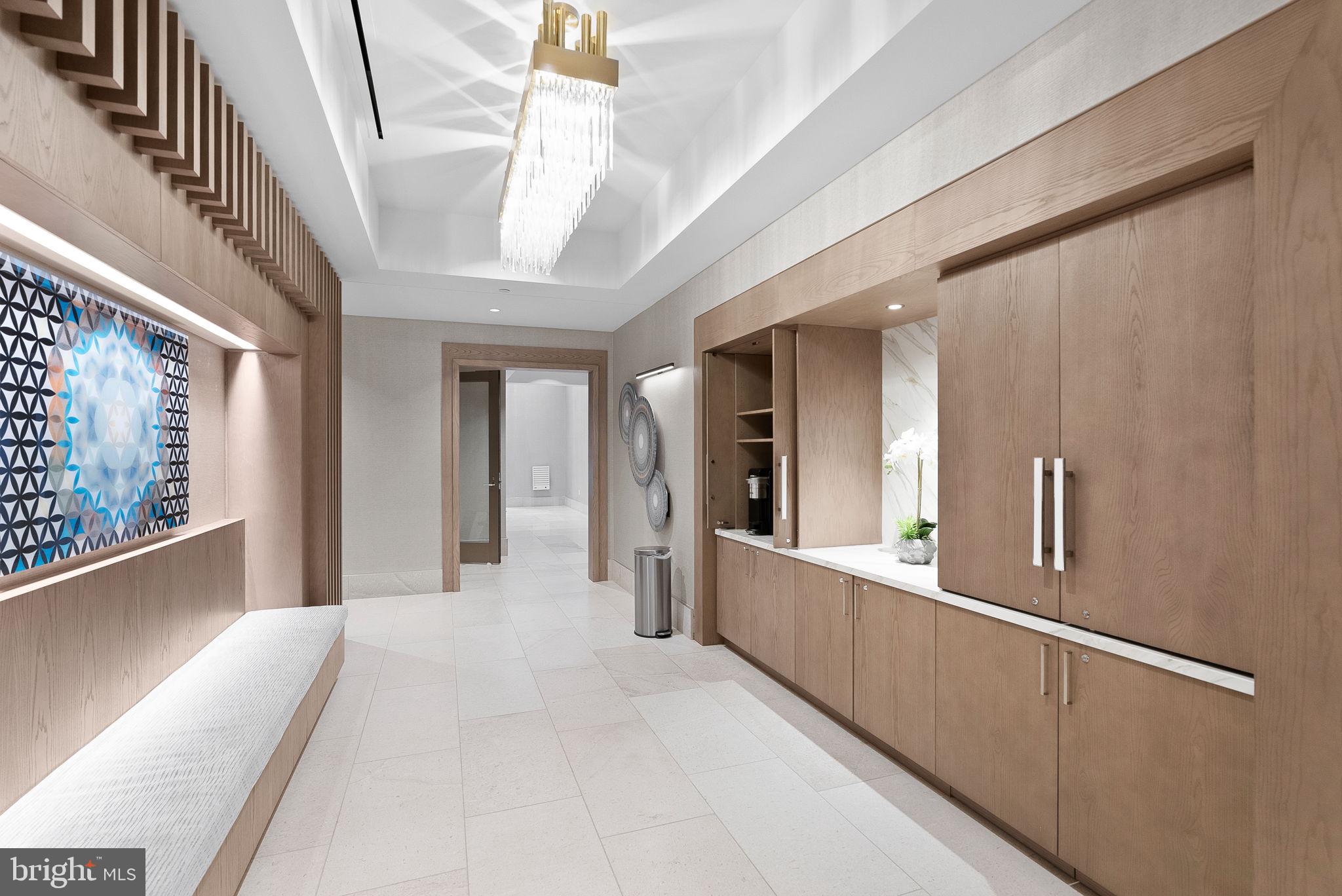 TYSONS CORNER - Residential