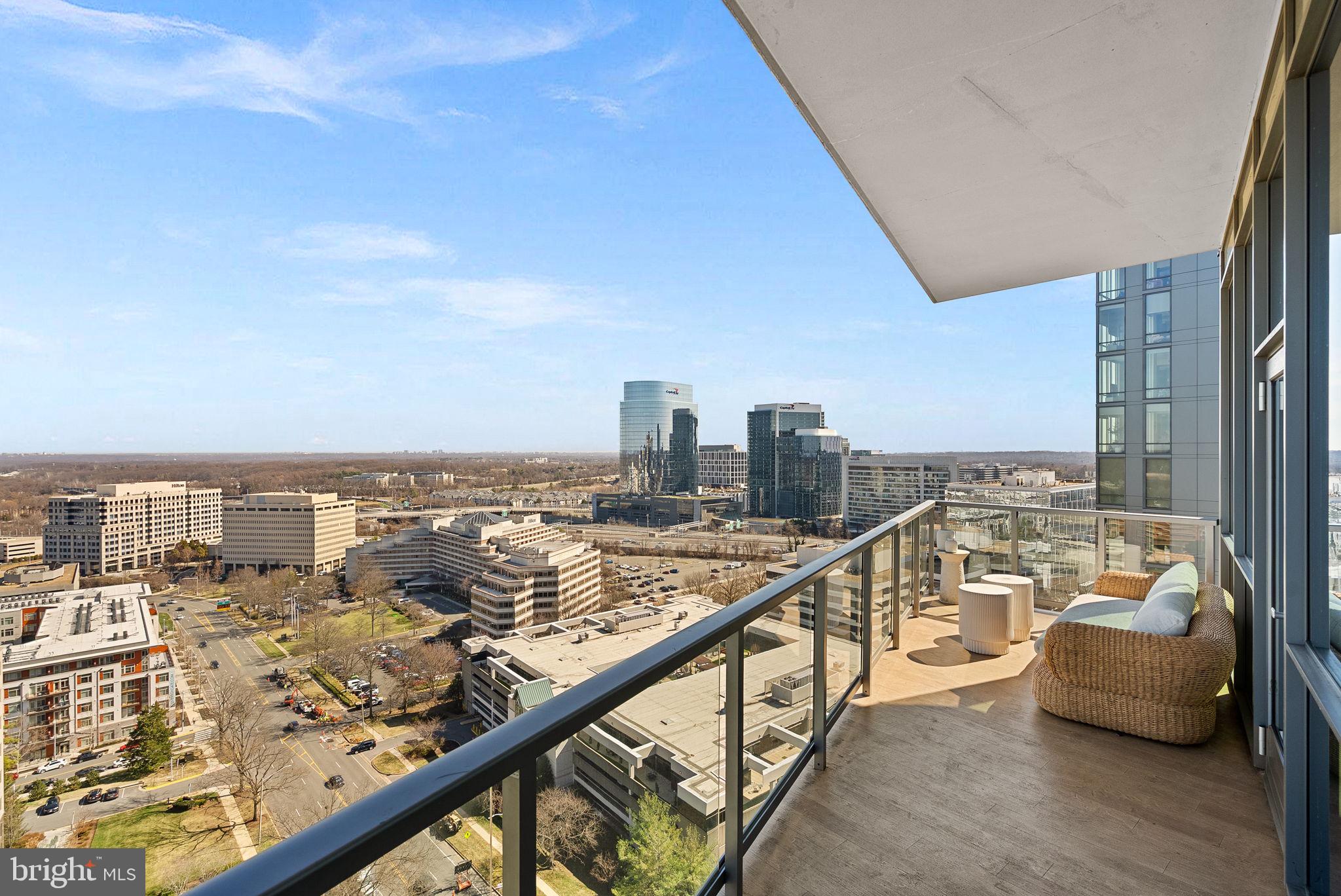 TYSONS CORNER - Residential