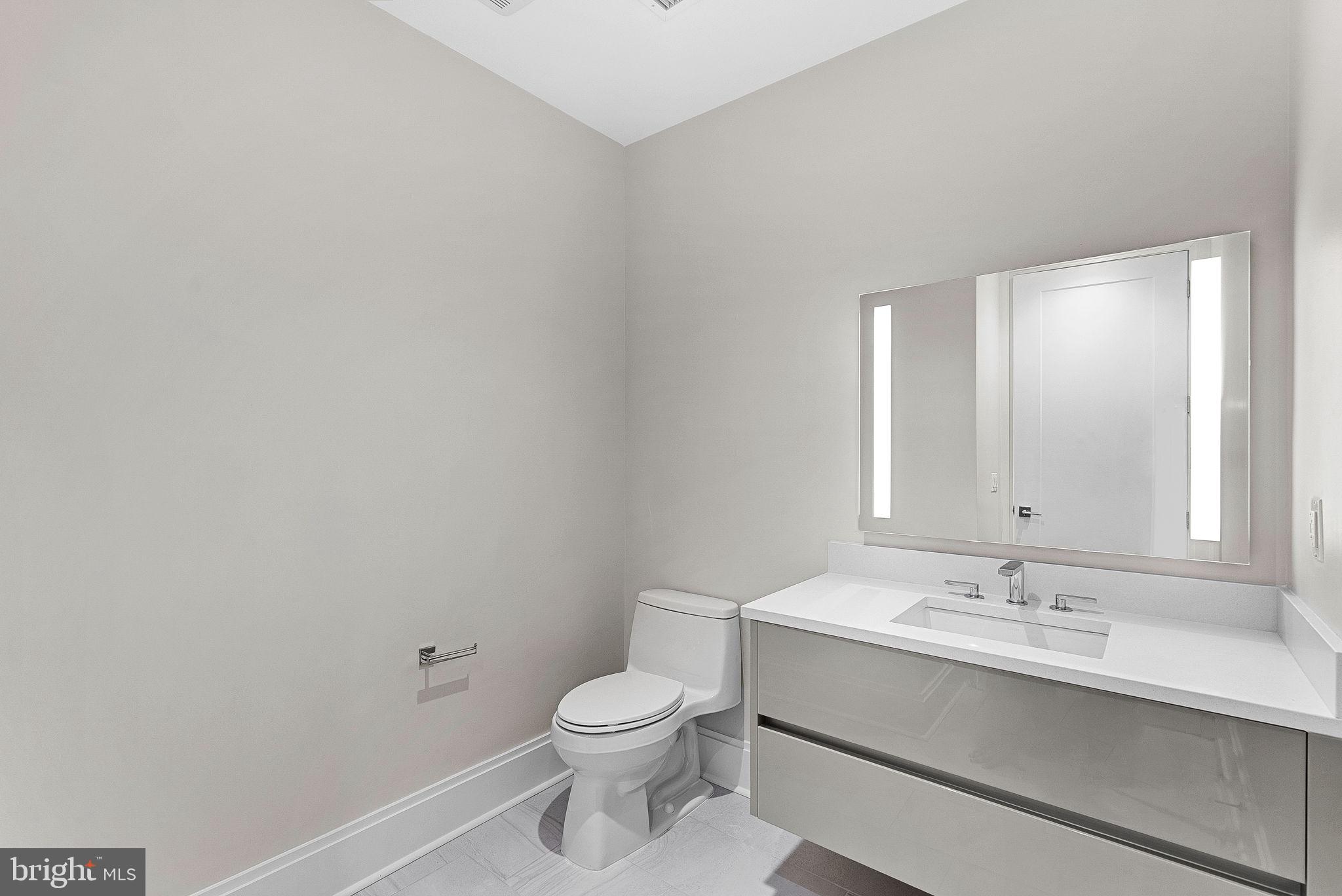 TYSONS CORNER - Residential