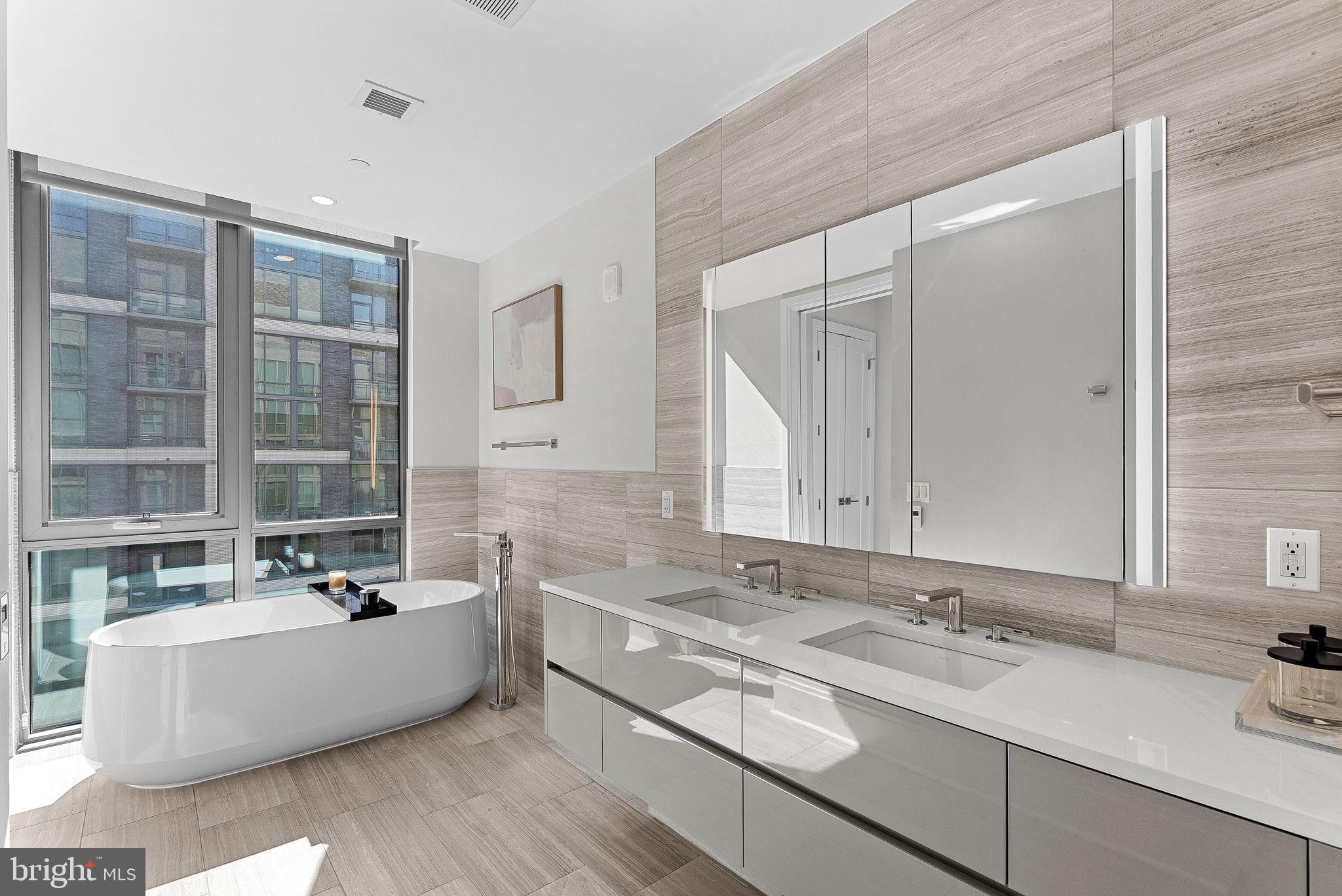 TYSONS CORNER - Residential