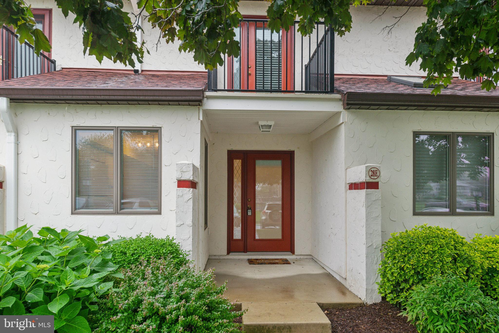 28 QUEEN MARY COURT 28E