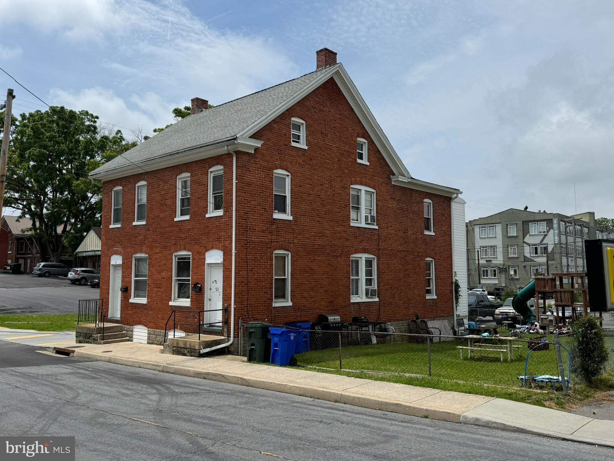 HAGERSTOWN - Residential