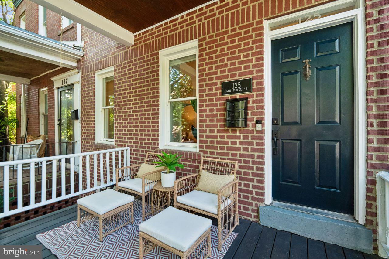 125 16TH STREET SE