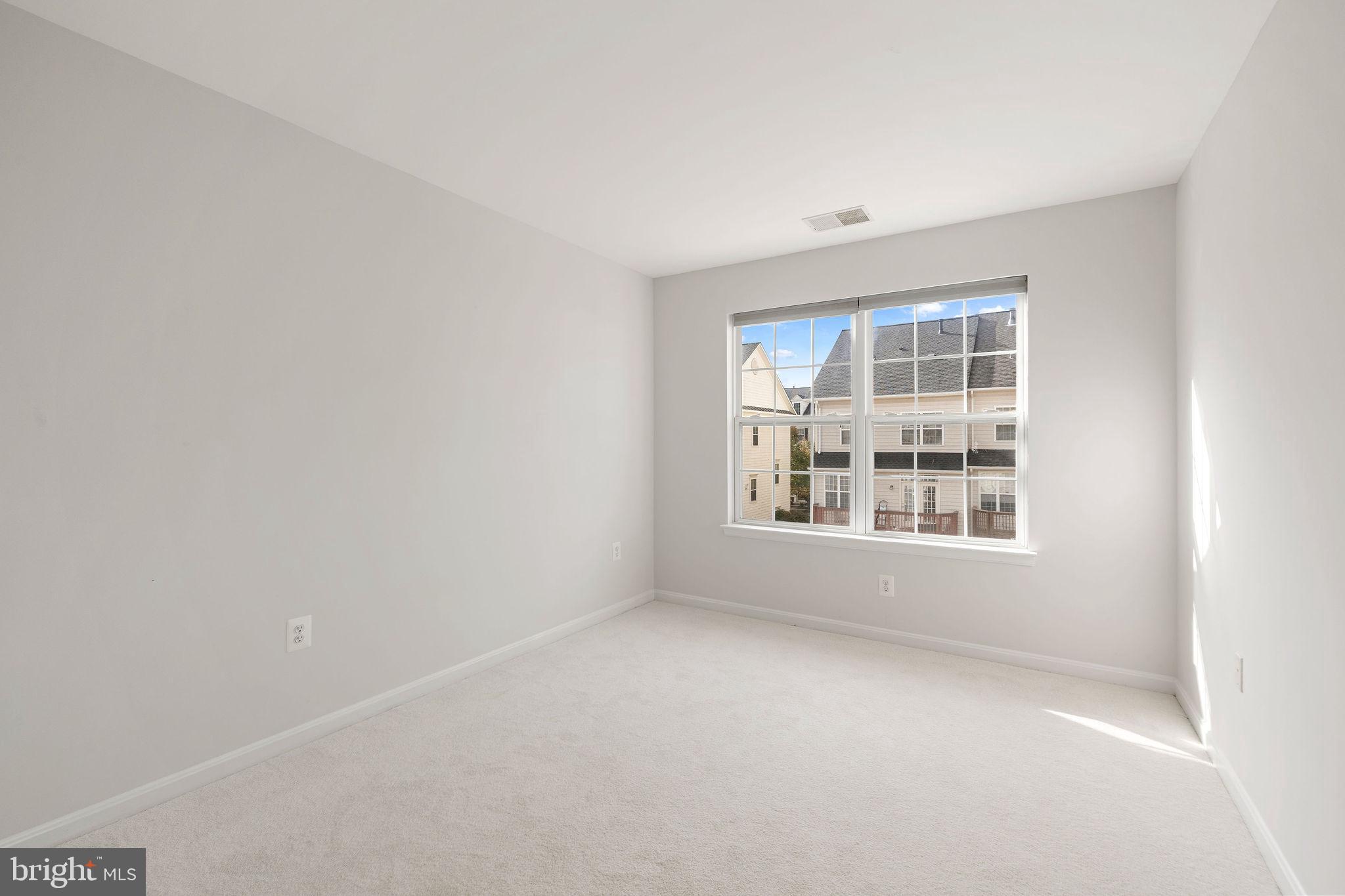 PRINCE WILLIAM TOWN CENTER - Residential Lease