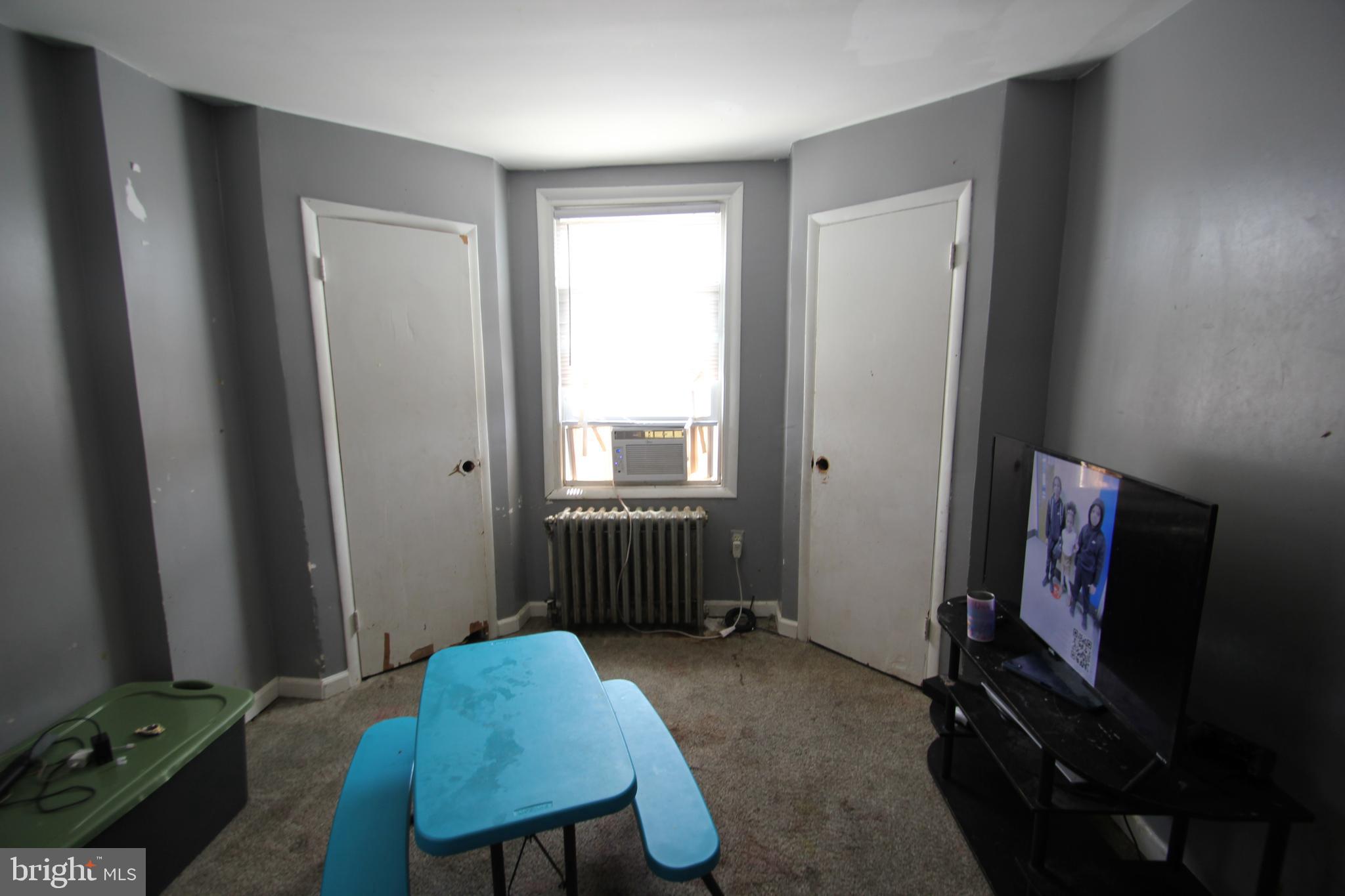 MAYFAIR - Residential