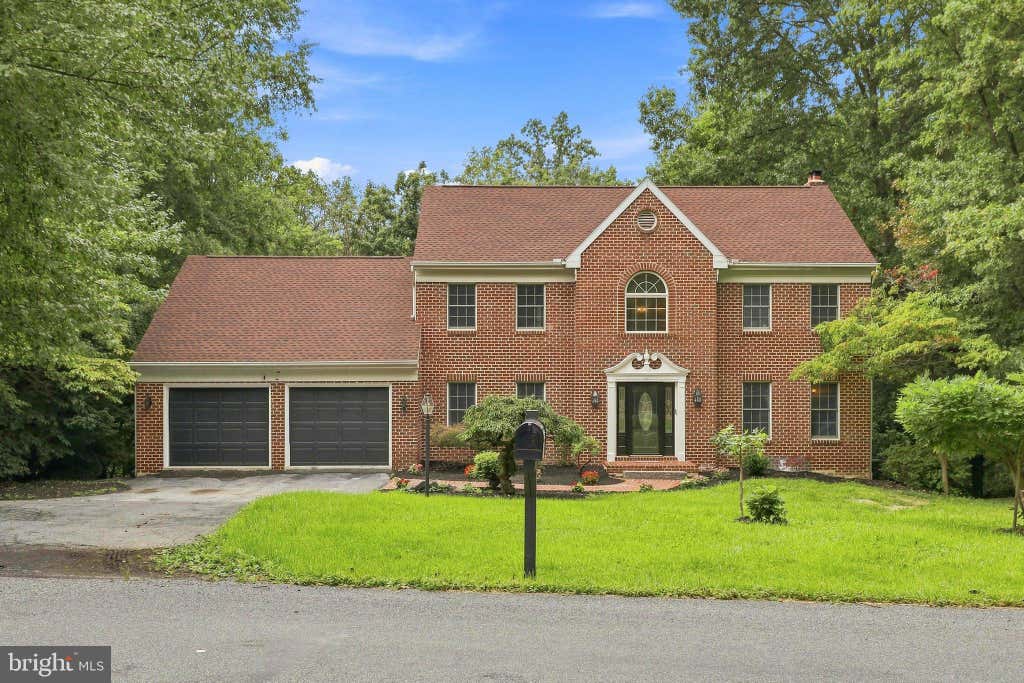 Photo of 226 Dogwood Drive, ELIZABETHTOWN, PA 17022 (MLS # PALA2093862)