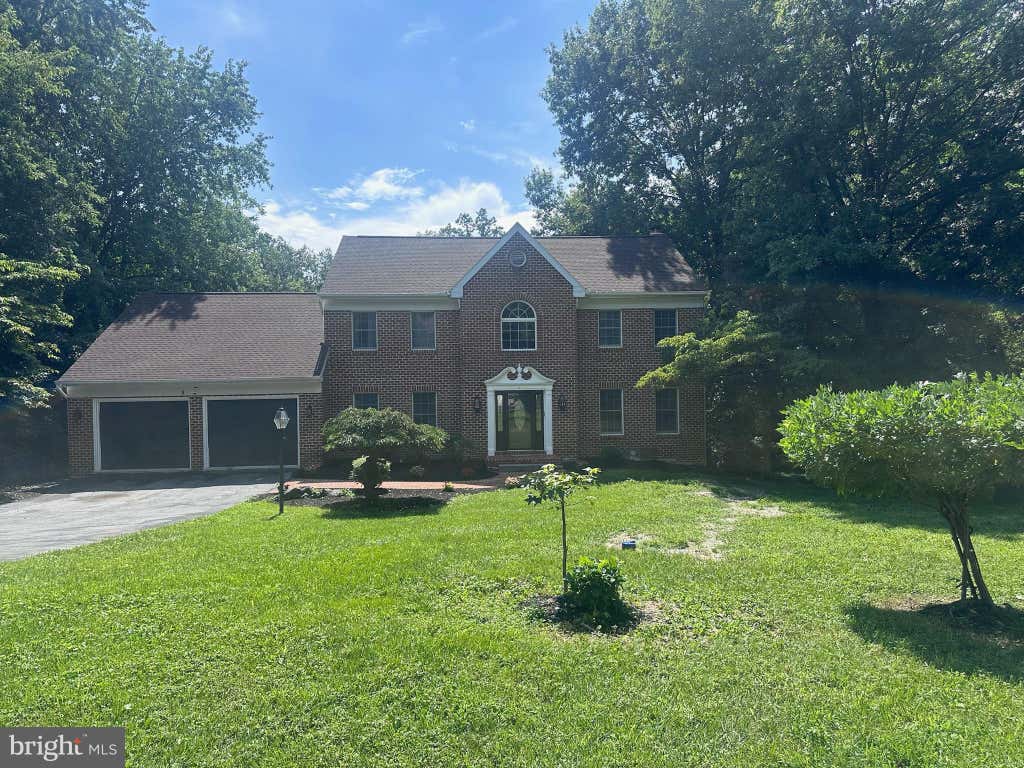 Photo of 226 Dogwood Drive, ELIZABETHTOWN, PA 17022 (MLS # PALA2093862)