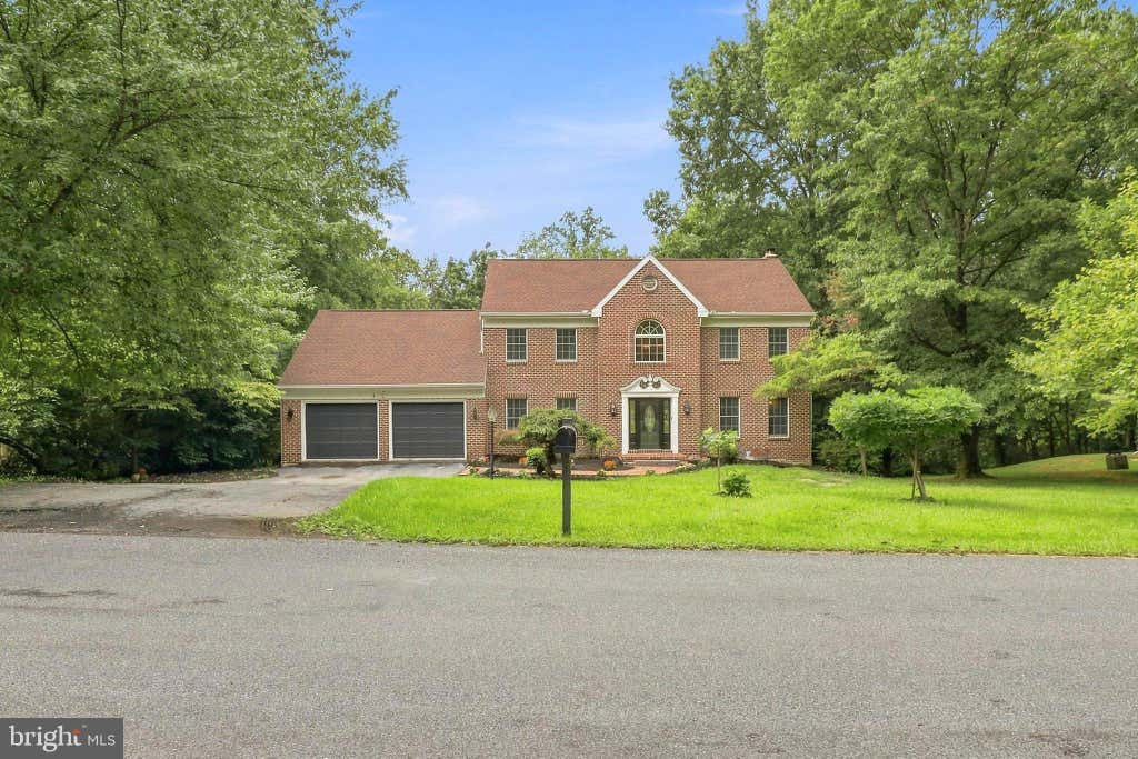 Photo of 226 Dogwood Drive, ELIZABETHTOWN, PA 17022 (MLS # PALA2093862)