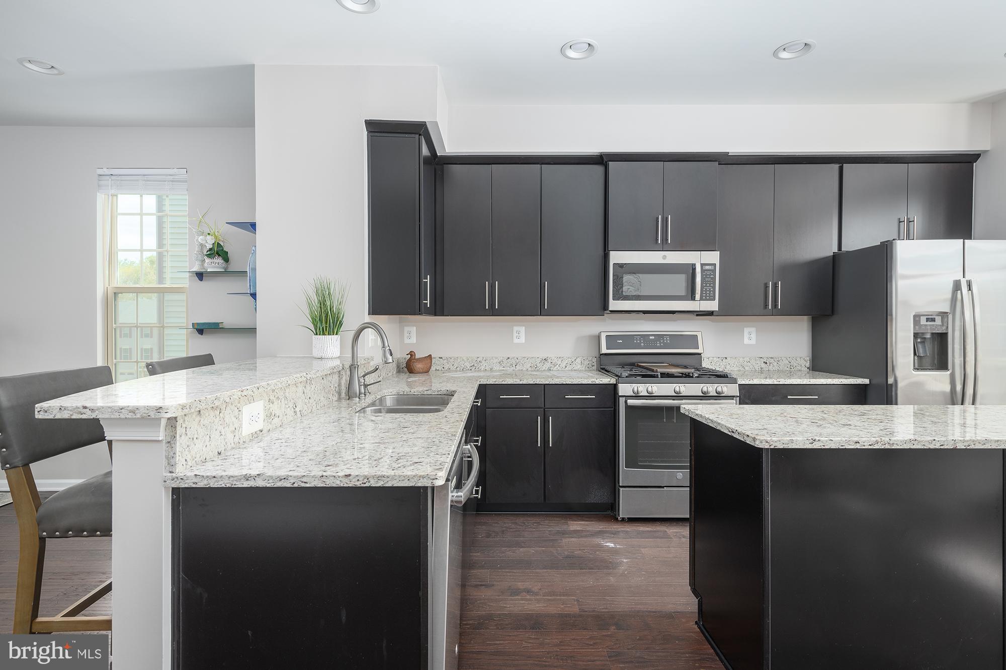 PARKSIDE - Residential