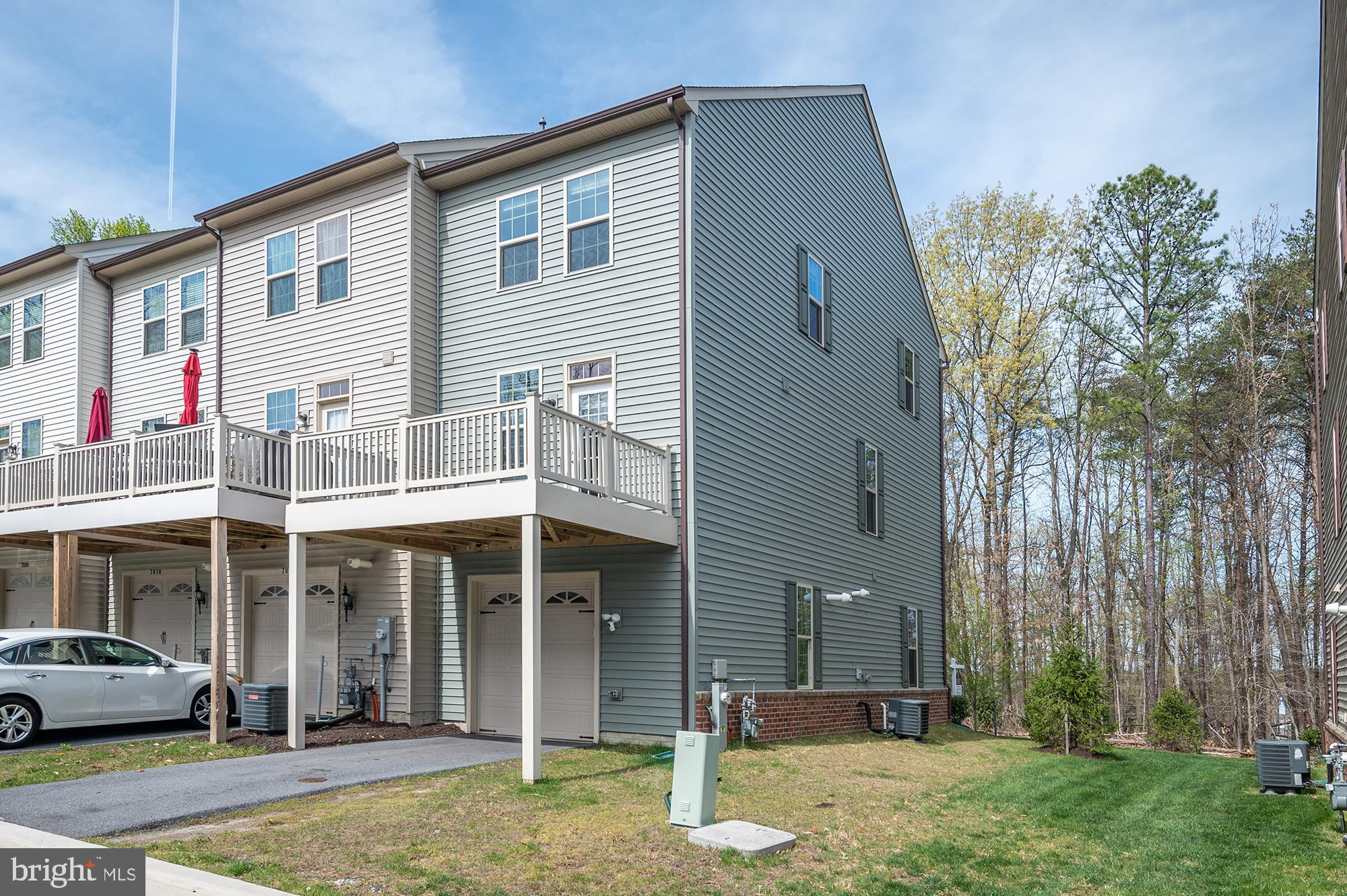 PARKSIDE - Residential