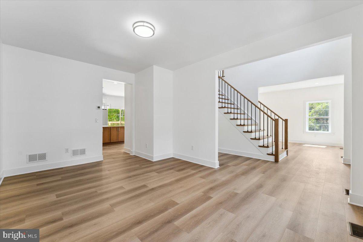 18 BROOKDALE DRIVE