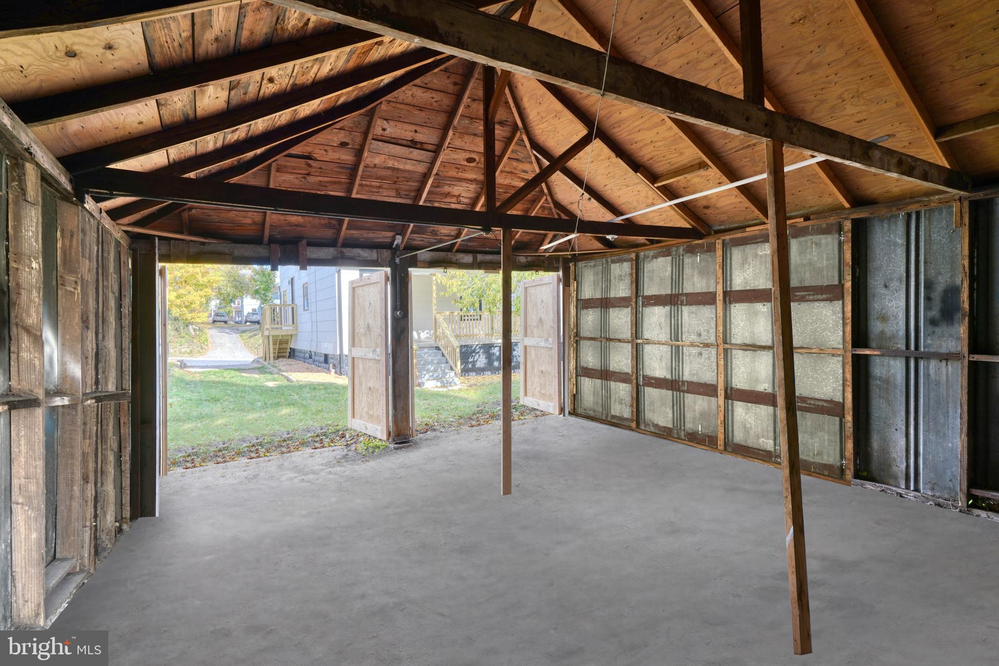 MERRIDALE LITTLE FARMS - Residential