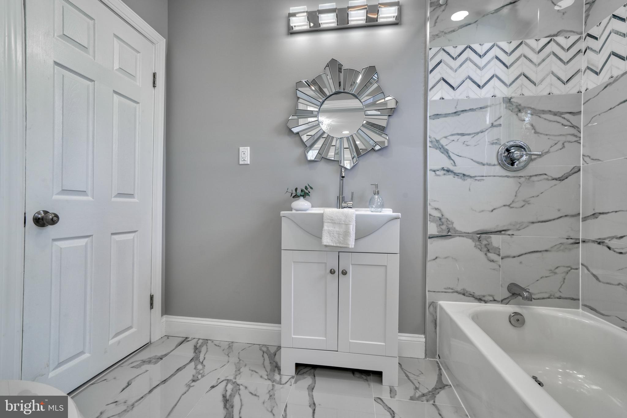 MERRIDALE LITTLE FARMS - Residential