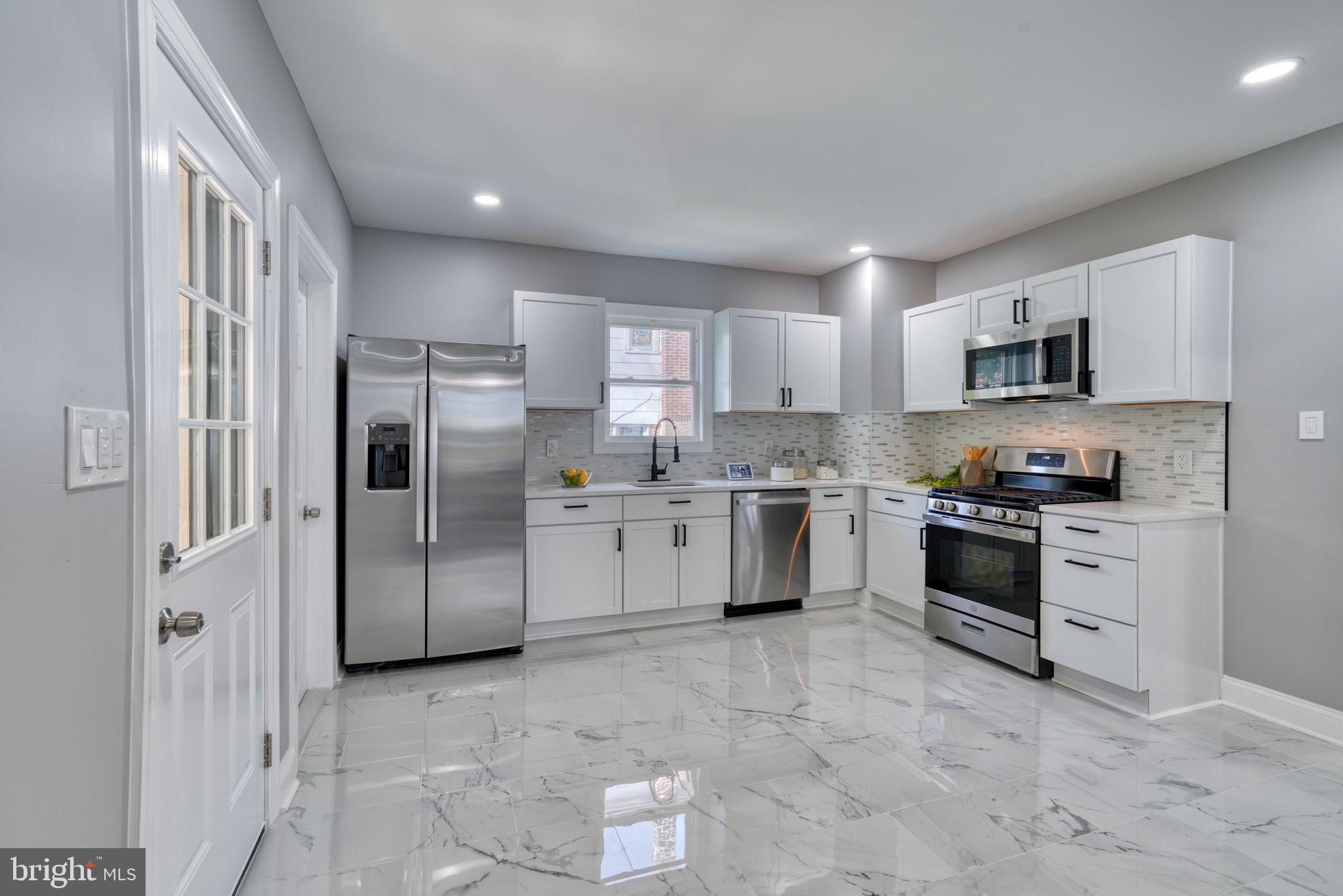 MERRIDALE LITTLE FARMS - Residential