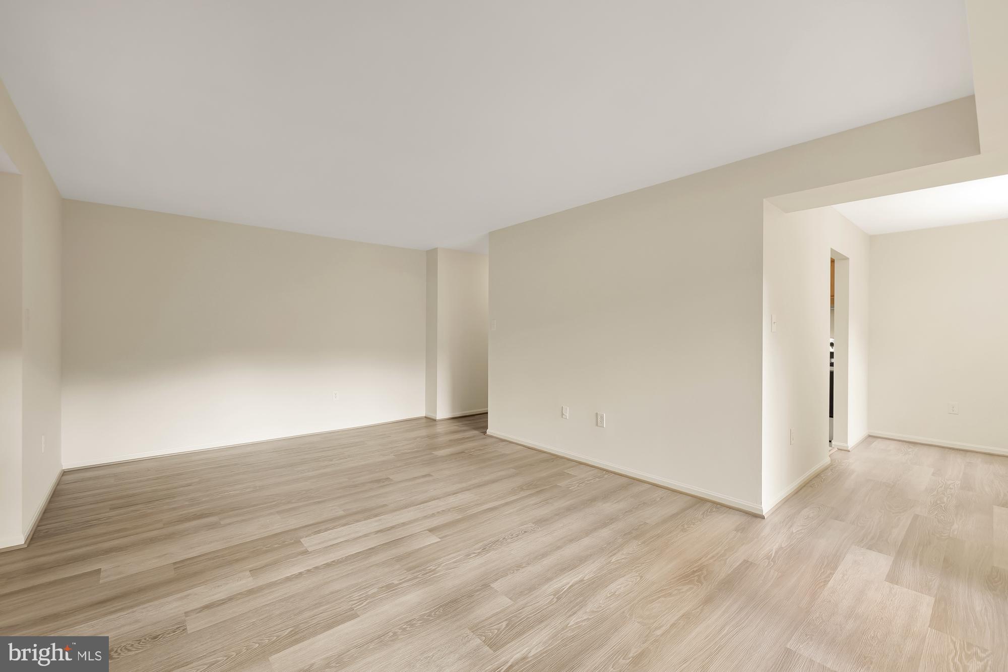 HAWTHORNE VILLAGE - Residential Lease