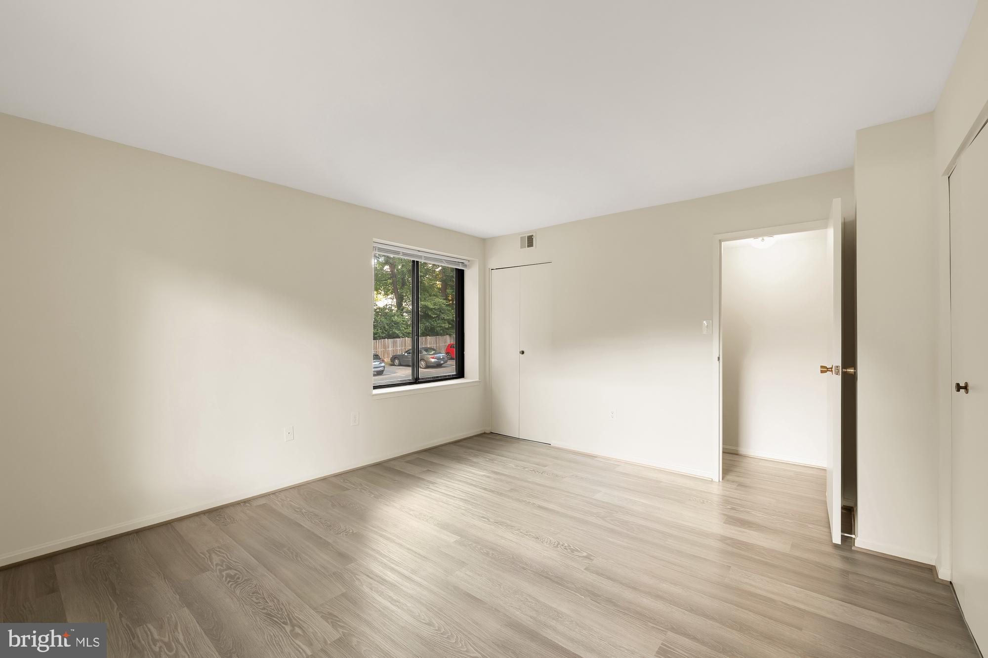 HAWTHORNE VILLAGE - Residential Lease