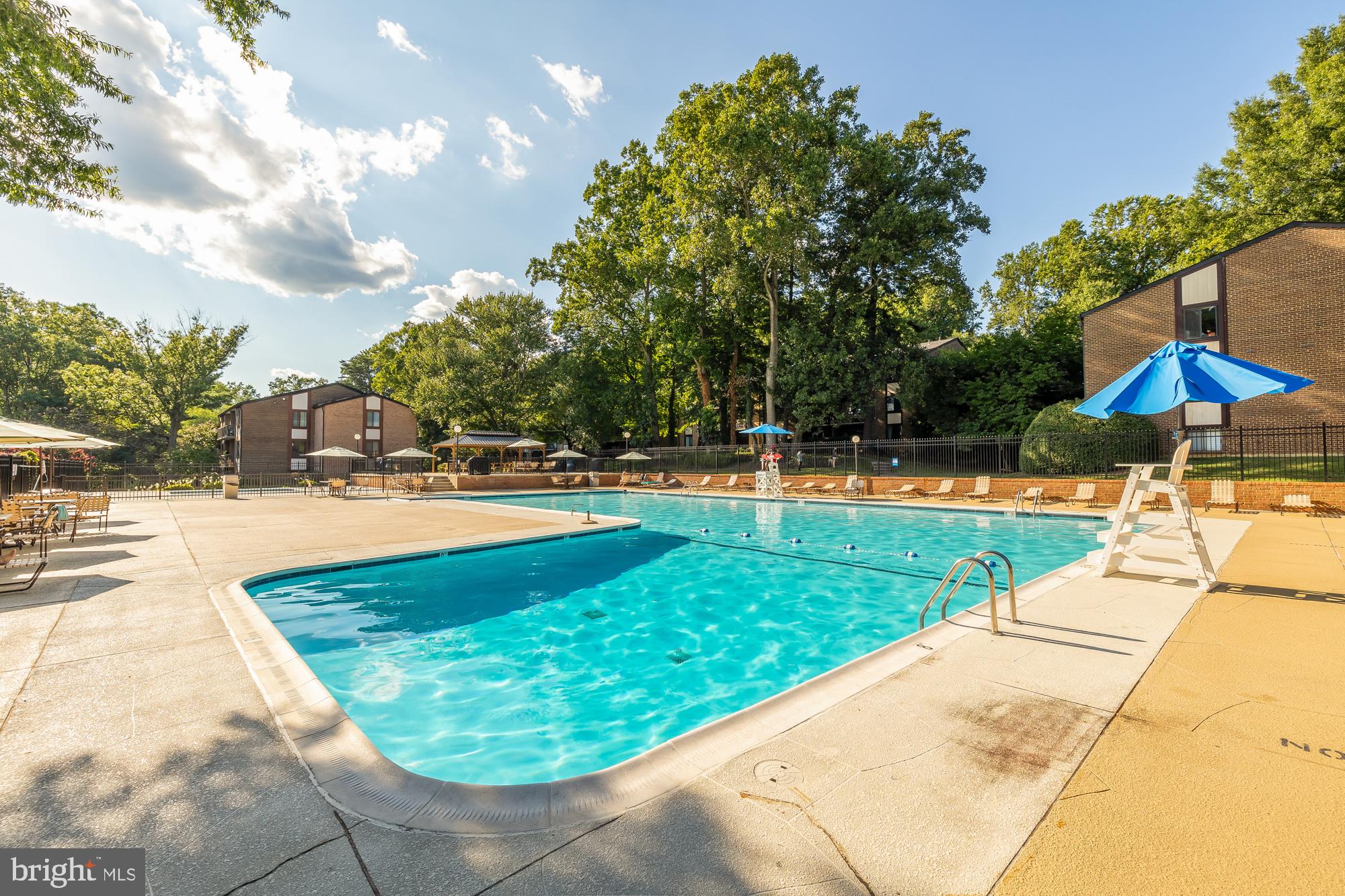 HAWTHORNE VILLAGE - Residential Lease