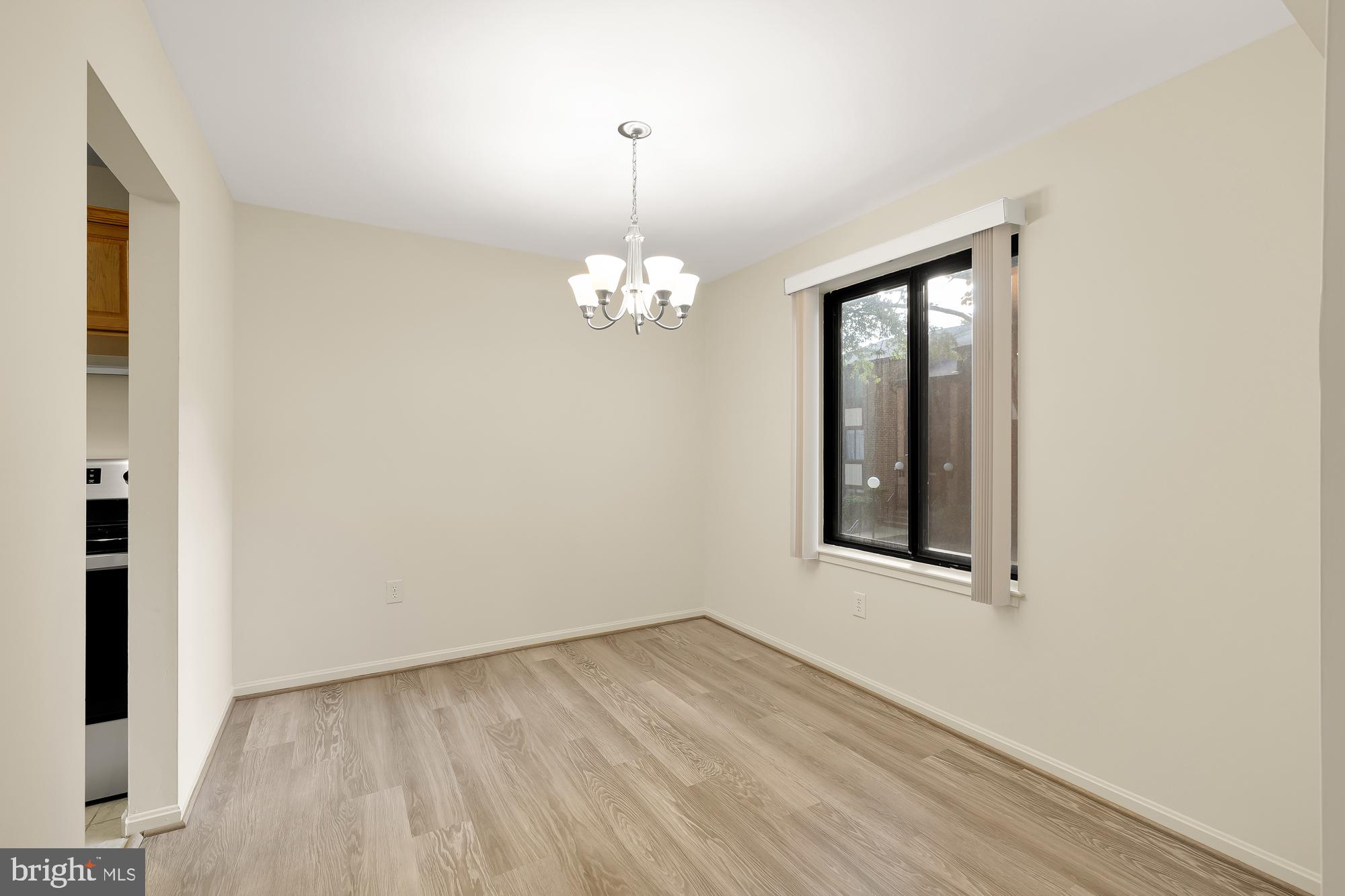 HAWTHORNE VILLAGE - Residential Lease