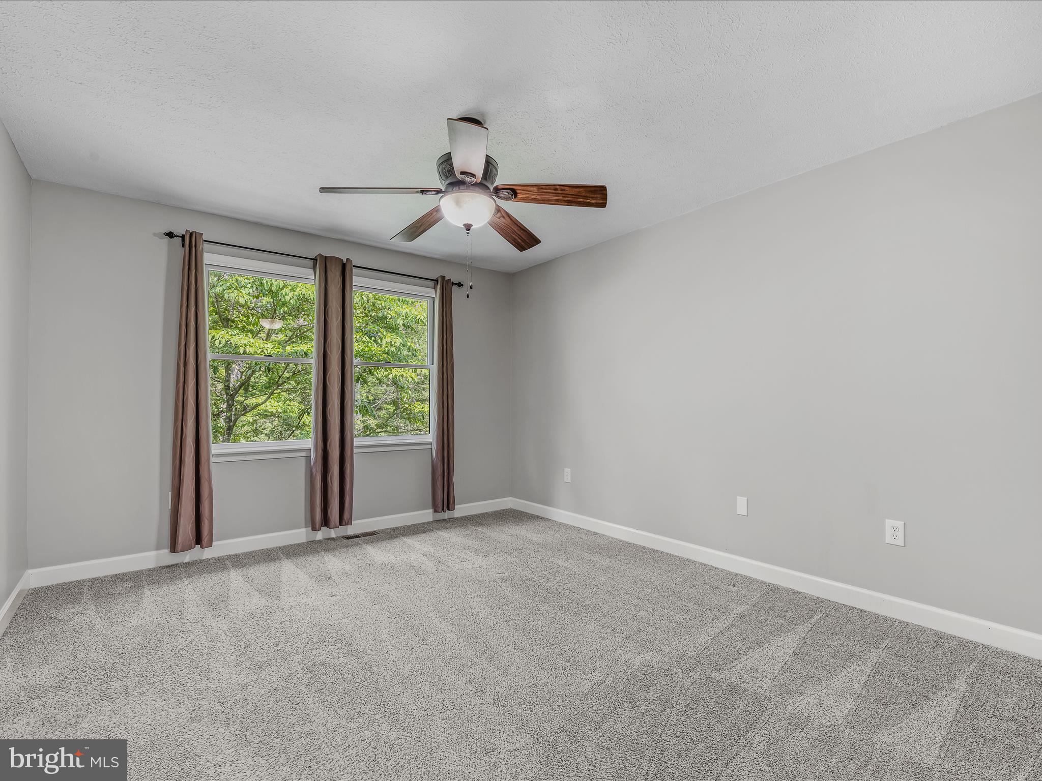 CACAPON SOUTH - Residential