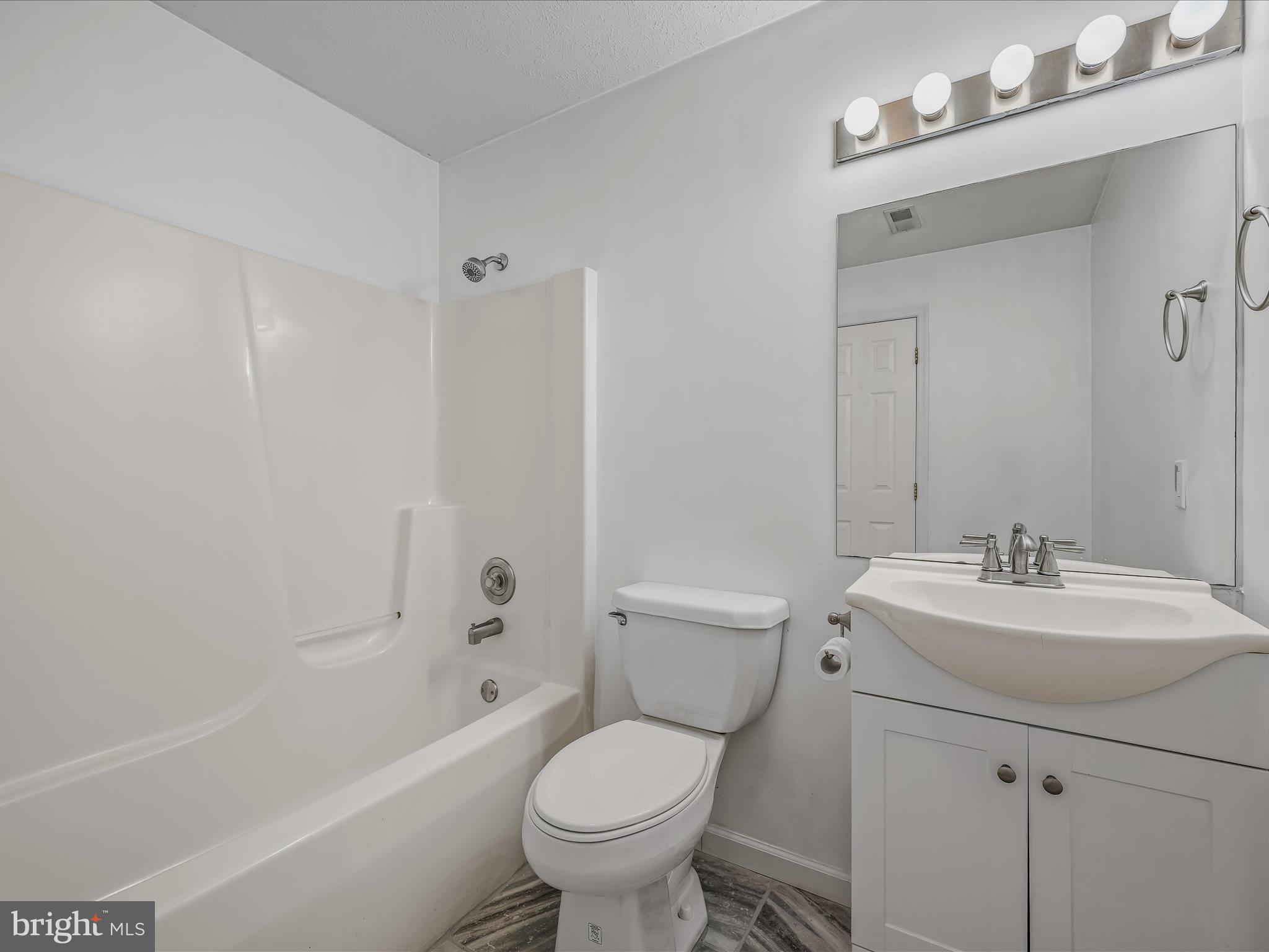 CACAPON SOUTH - Residential