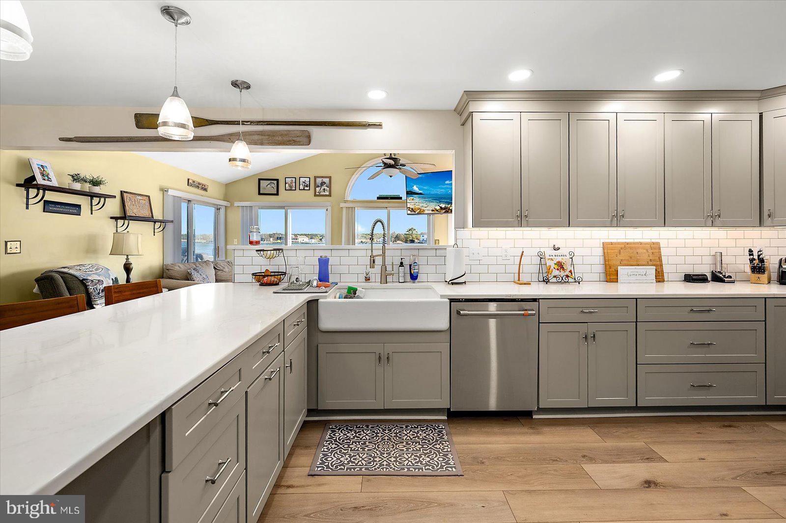 MADISON - Residential