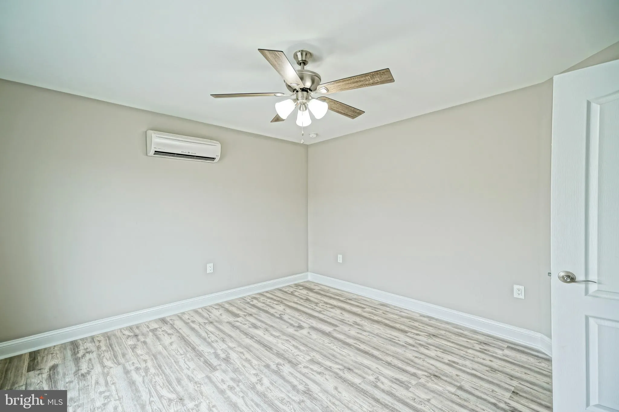 Milton, Delaware 19968, United States, 4 Bedrooms Bedrooms, ,3 BathroomsBathrooms,Residential,Active,198614