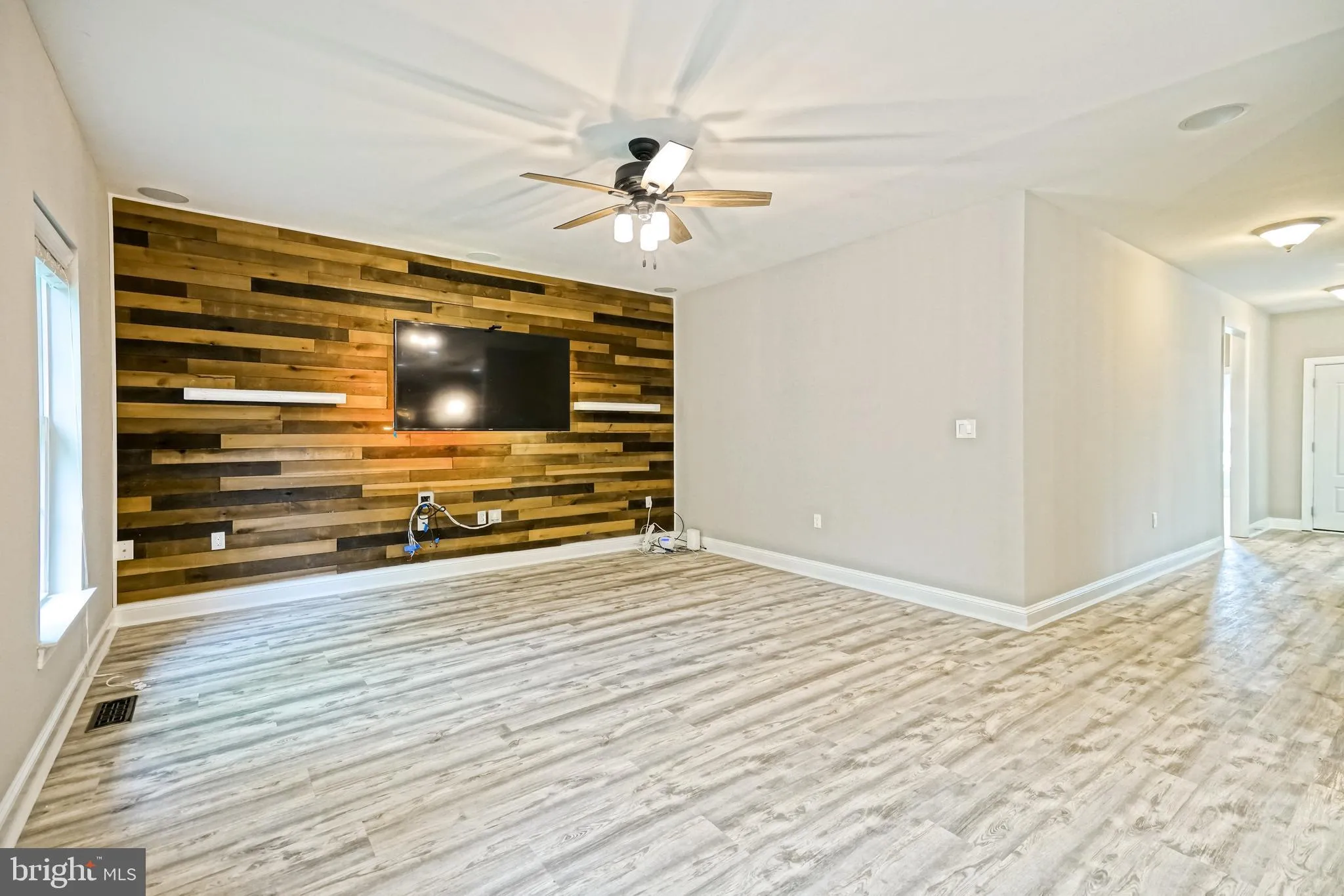 Milton, Delaware 19968, United States, 4 Bedrooms Bedrooms, ,3 BathroomsBathrooms,Residential,Active,198614