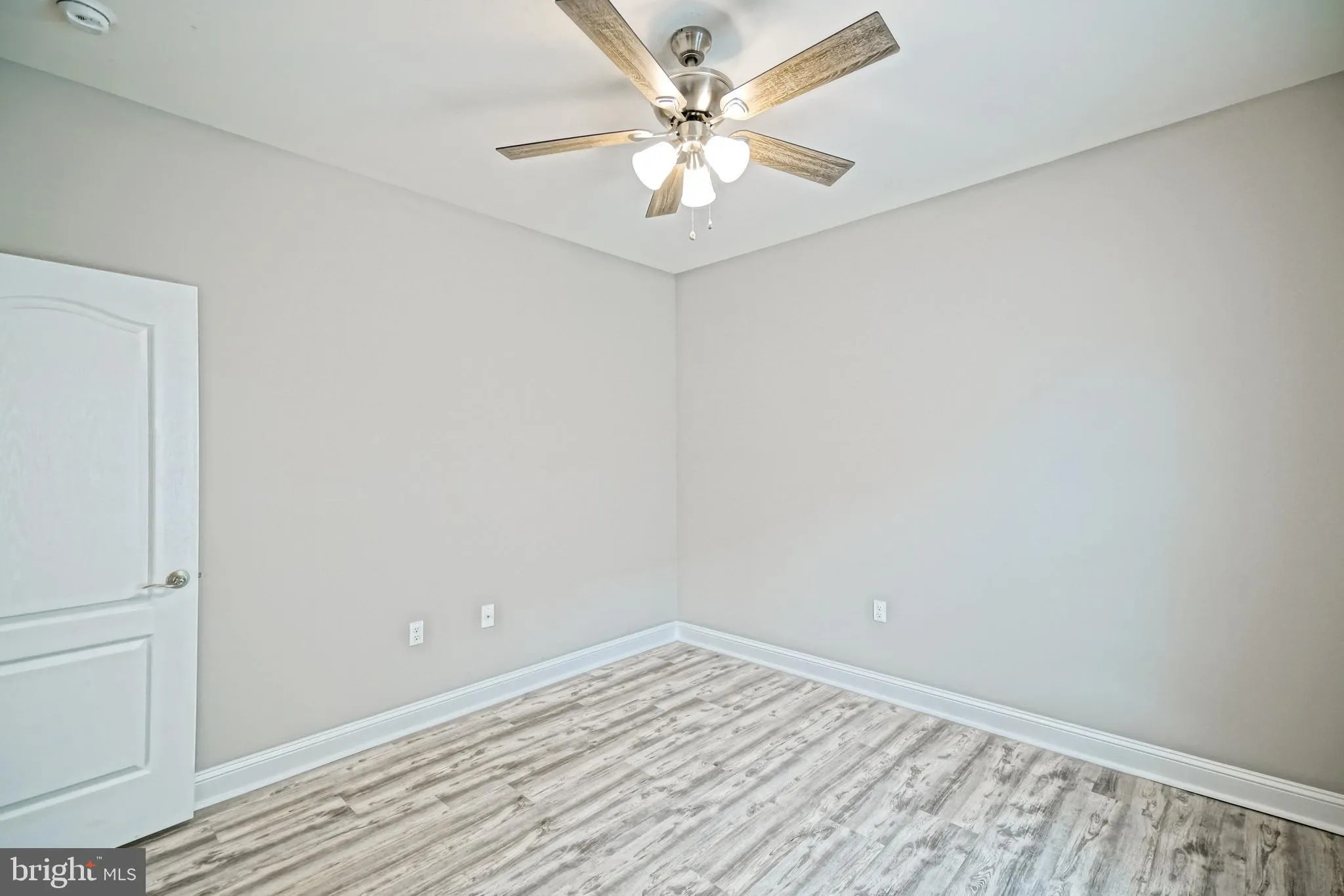 Milton, Delaware 19968, United States, 4 Bedrooms Bedrooms, ,3 BathroomsBathrooms,Residential,Active,198614