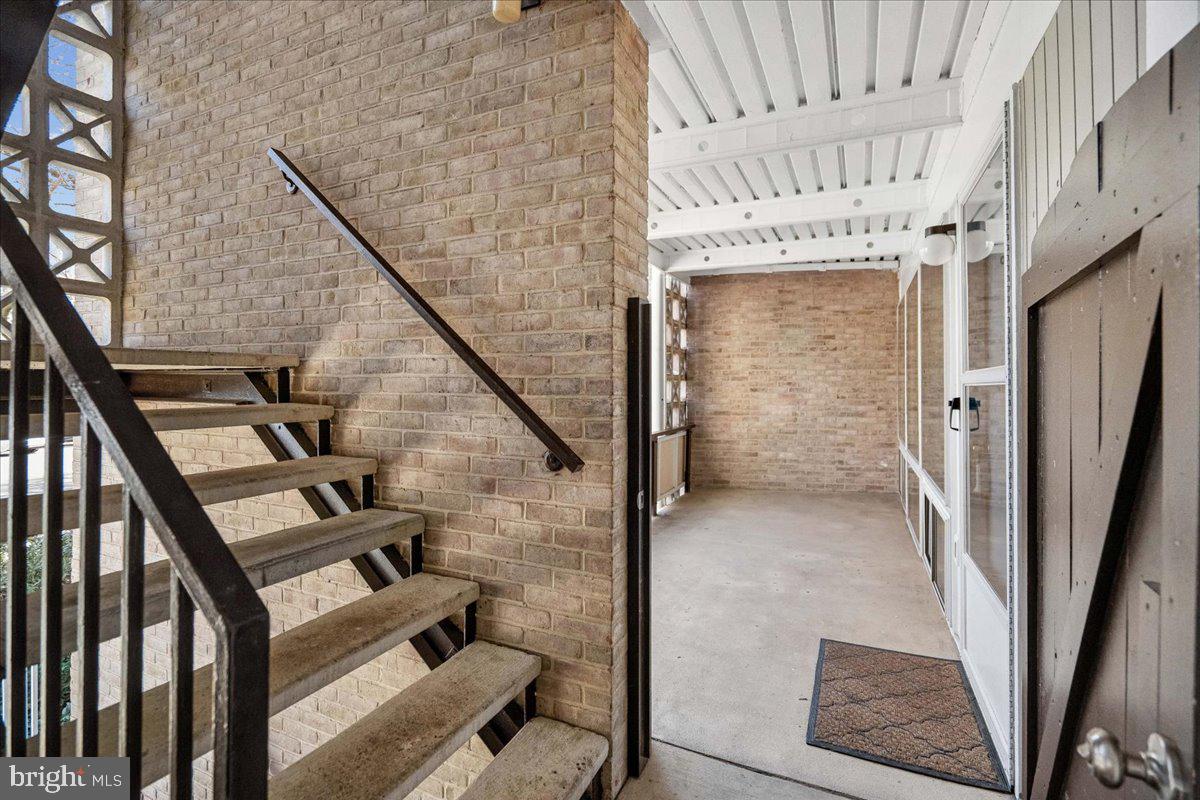 7529 SPRING LAKE DRIVE 7529-C1