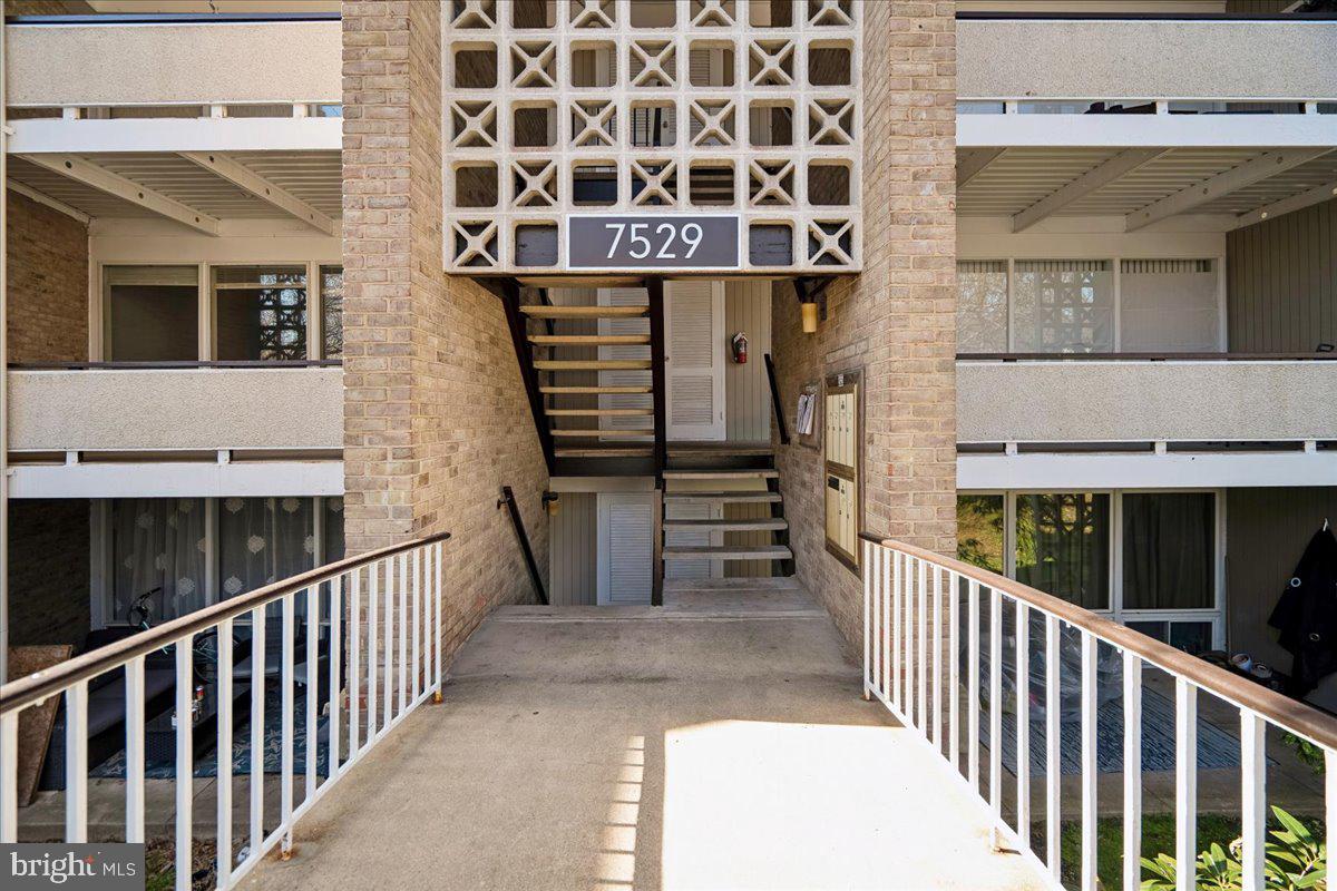 7529 SPRING LAKE DRIVE 7529-C1