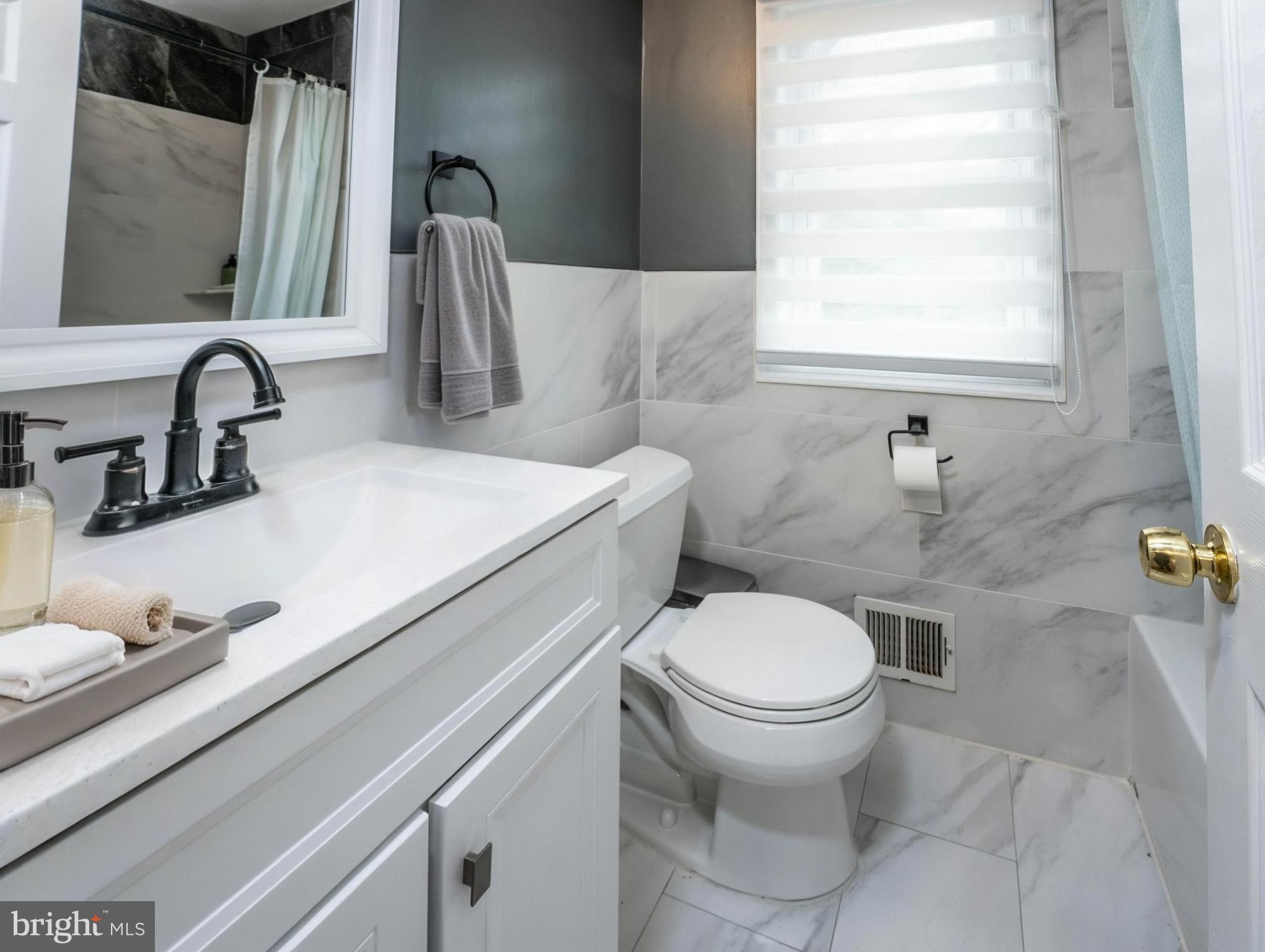 GARRETT PARK ESTATES - Residential