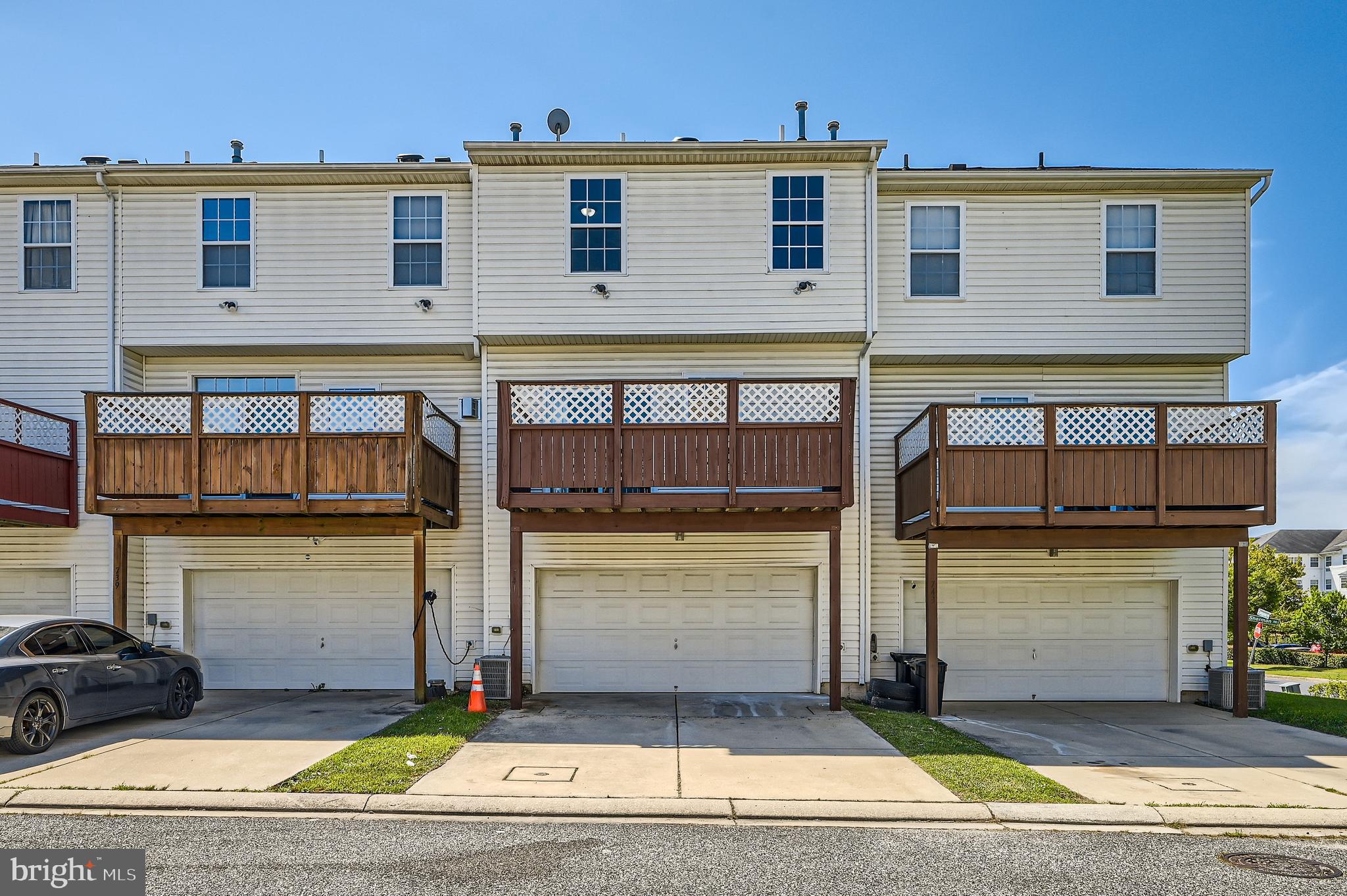 MIRAMAR LANDING - Residential