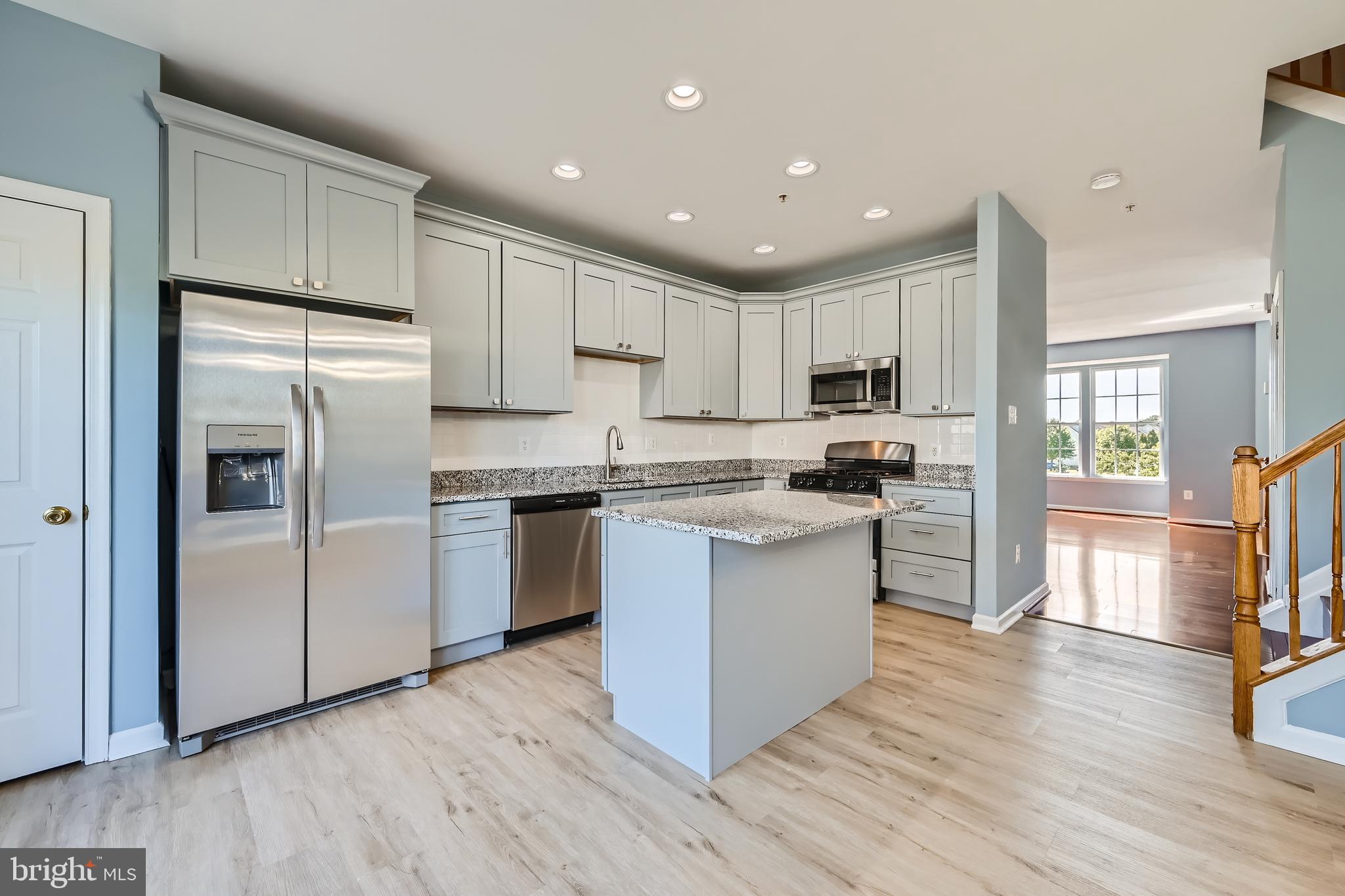 MIRAMAR LANDING - Residential