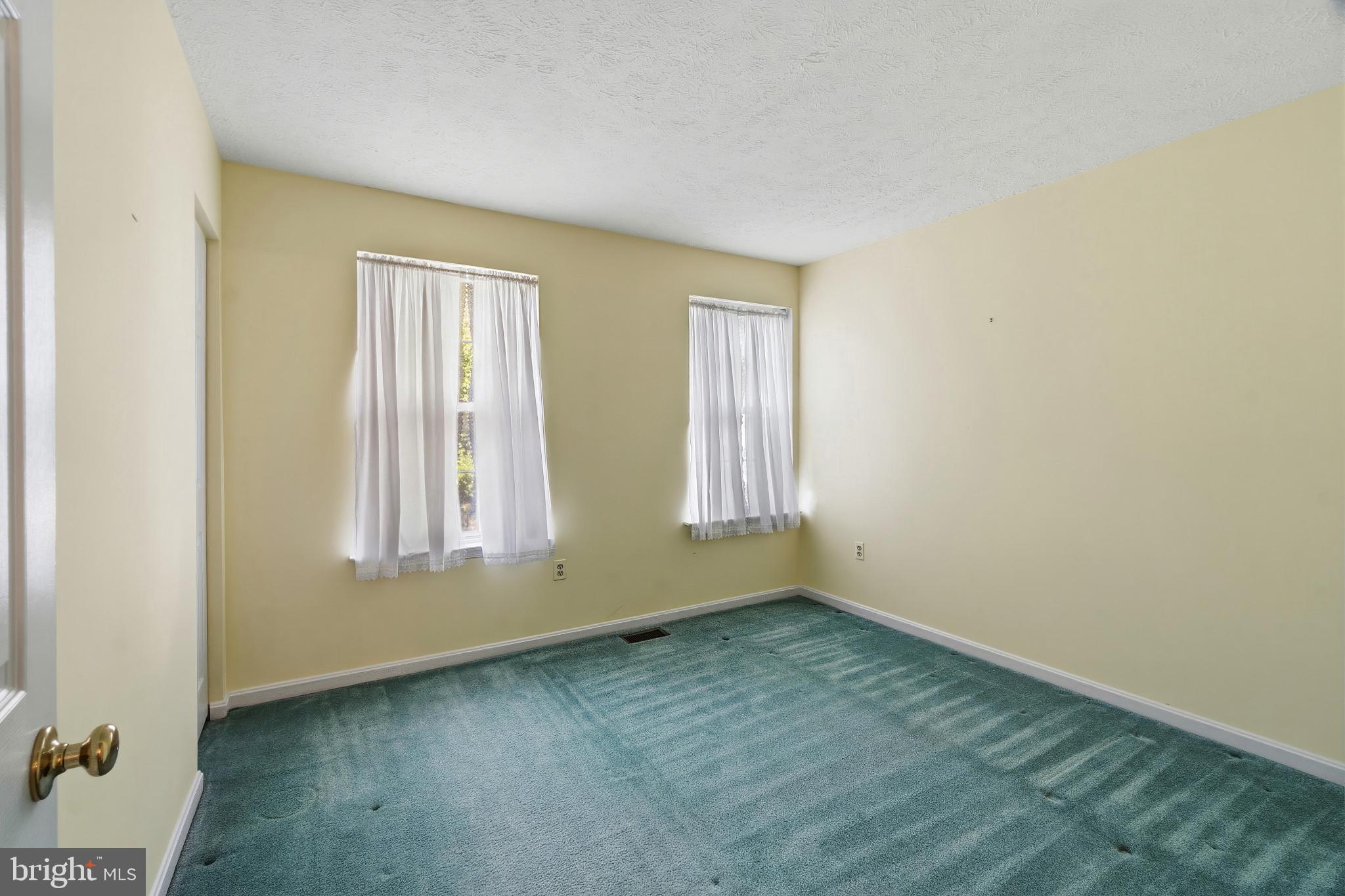 ROCKWELL ESTATES - Residential