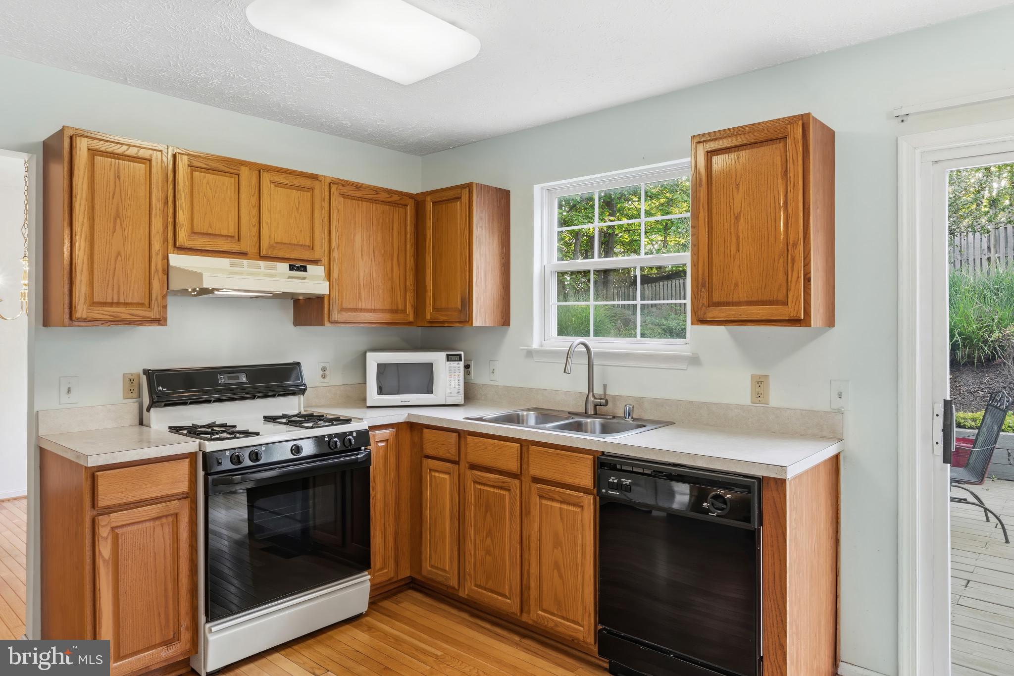ROCKWELL ESTATES - Residential