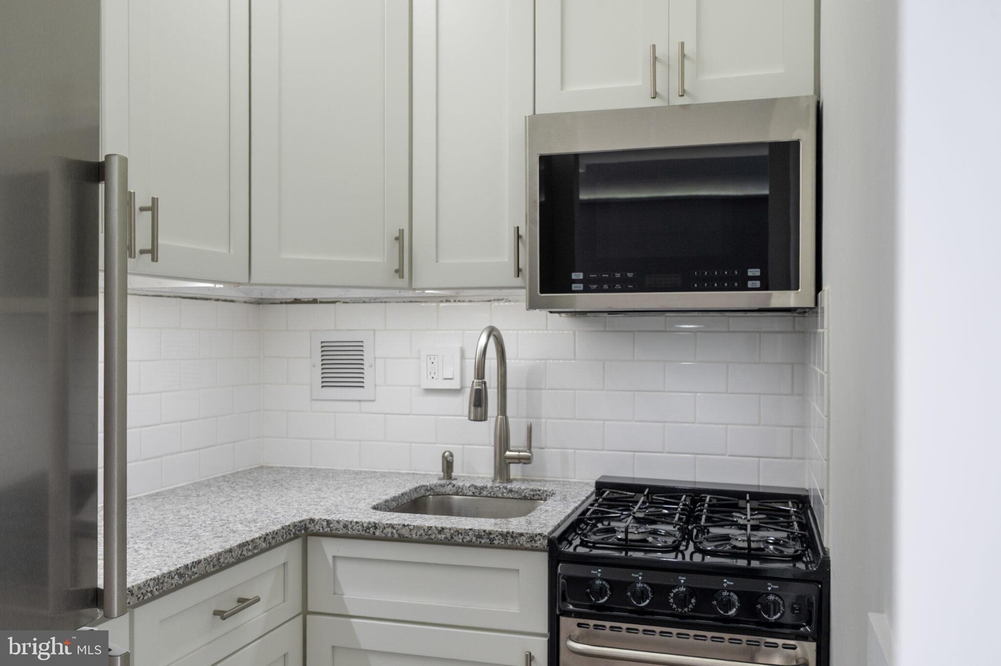 RIVER PLACE - Residential