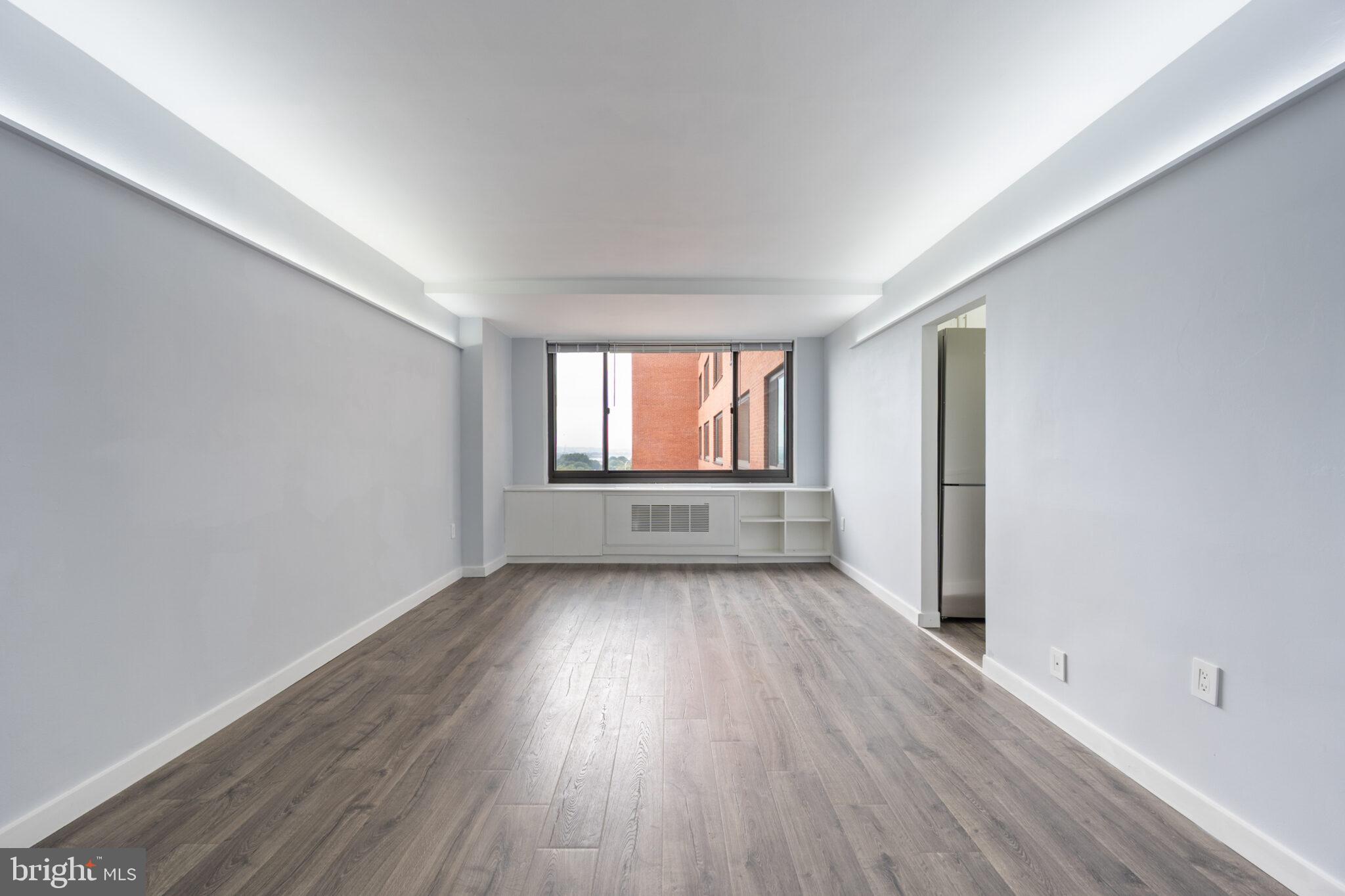 RIVER PLACE - Residential