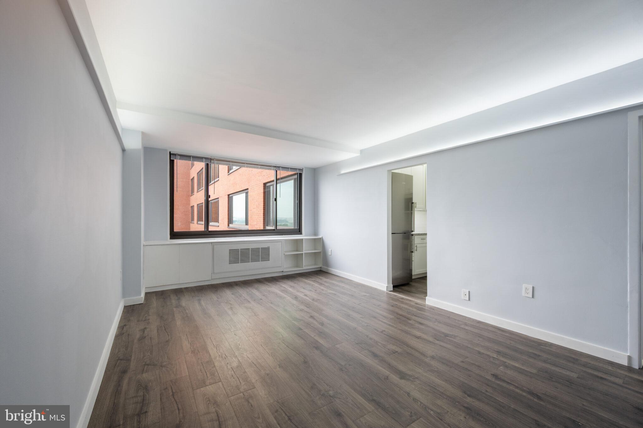 RIVER PLACE - Residential