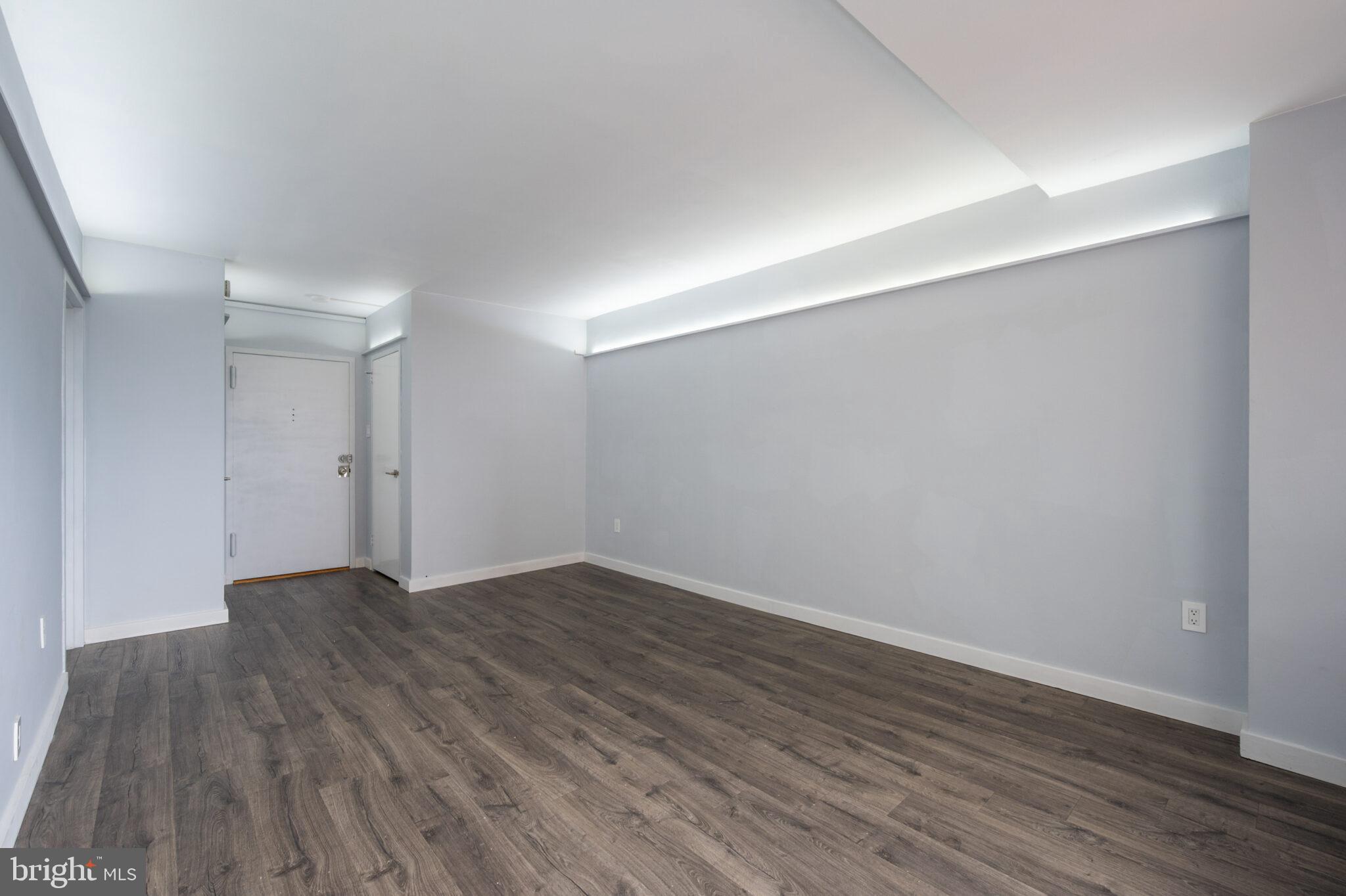 RIVER PLACE - Residential