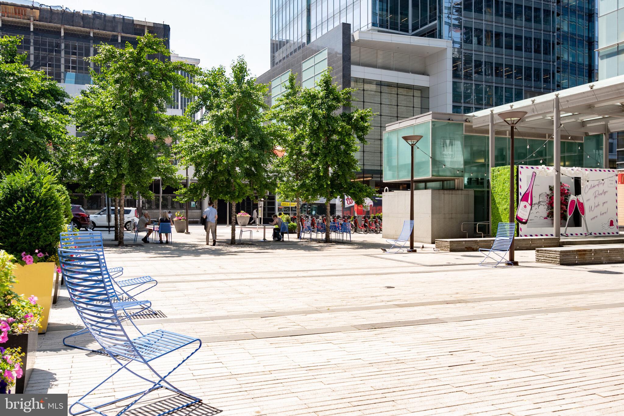 RIVER PLACE - Residential