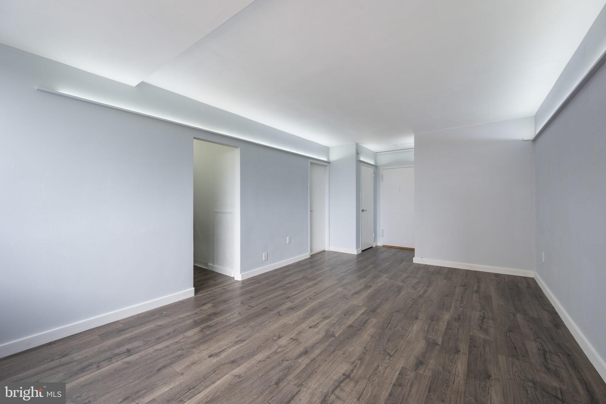 RIVER PLACE - Residential