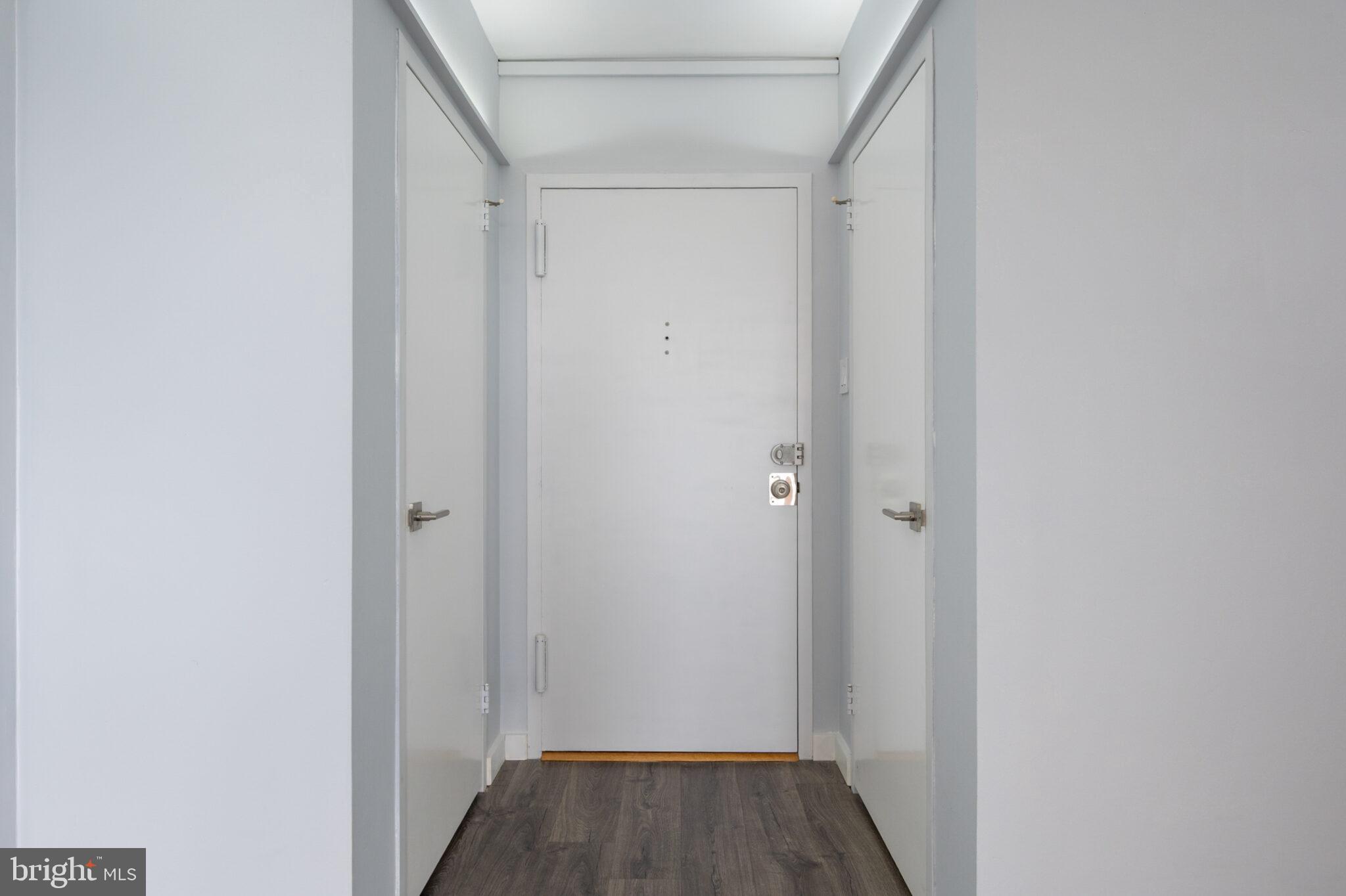 RIVER PLACE - Residential