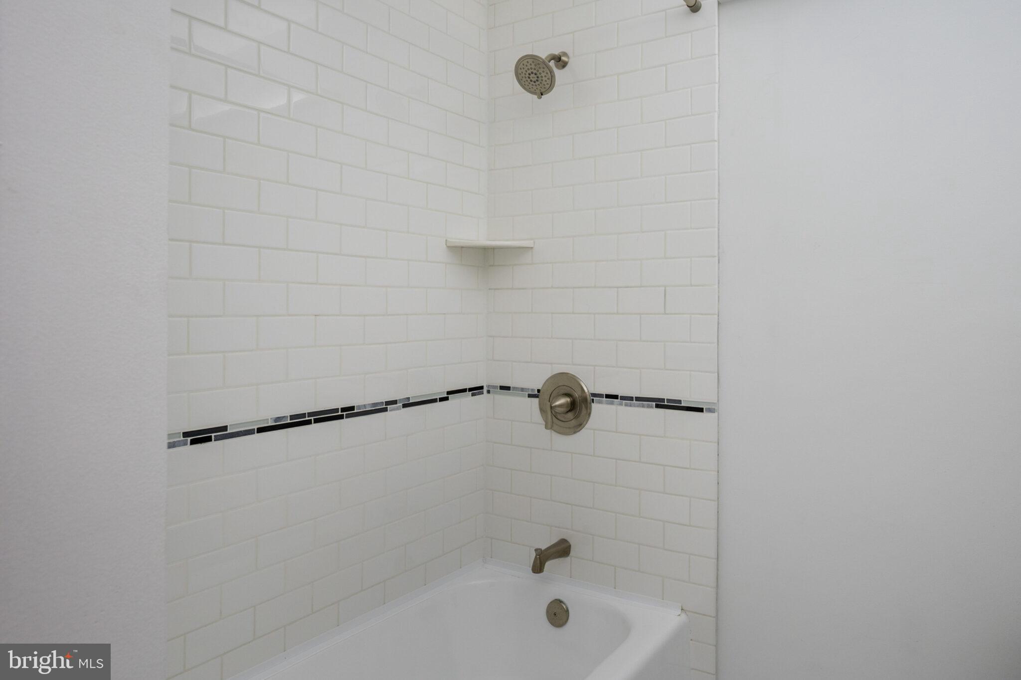 RIVER PLACE - Residential