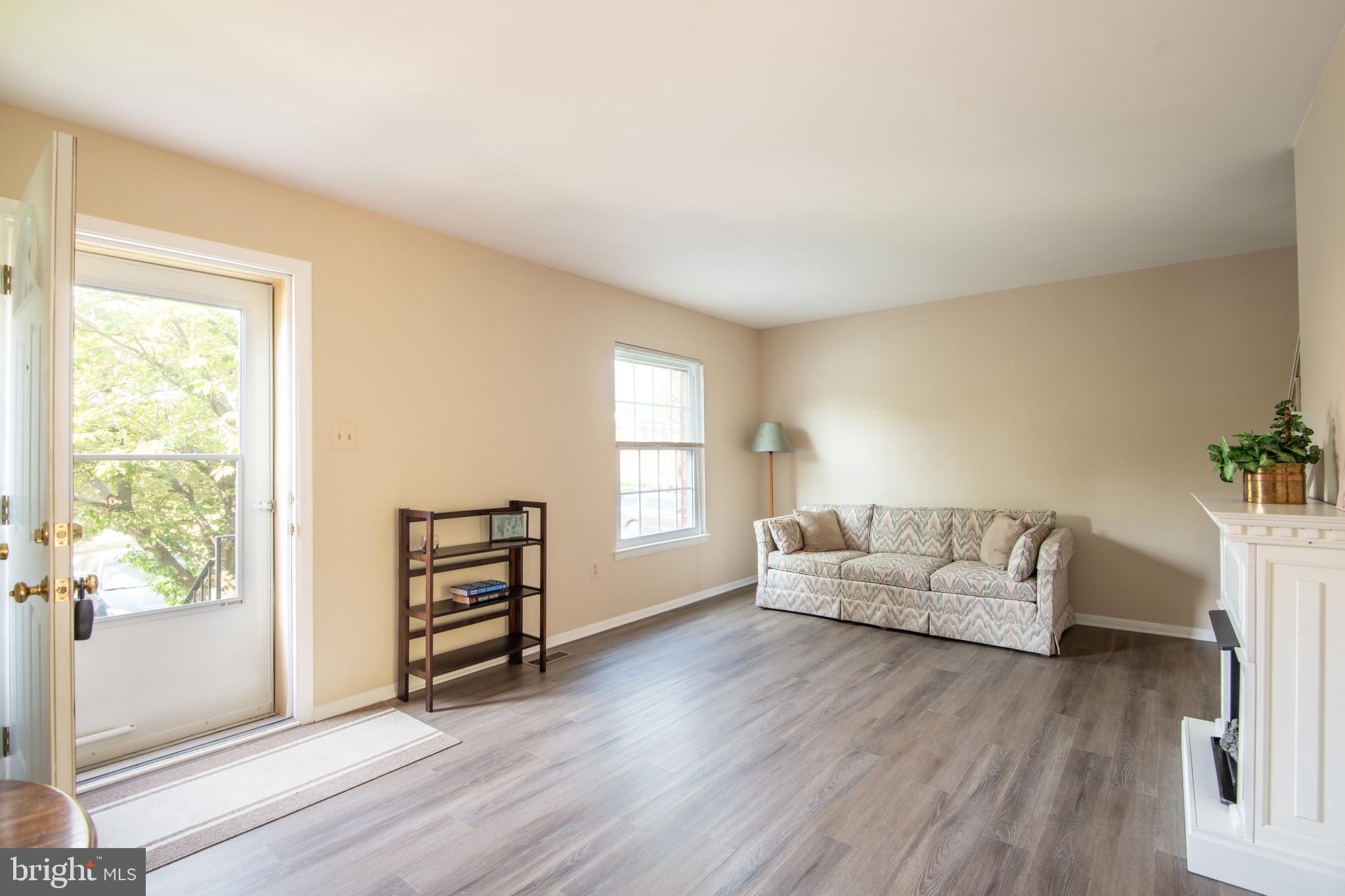 ELIZABETHS LANDING - Residential