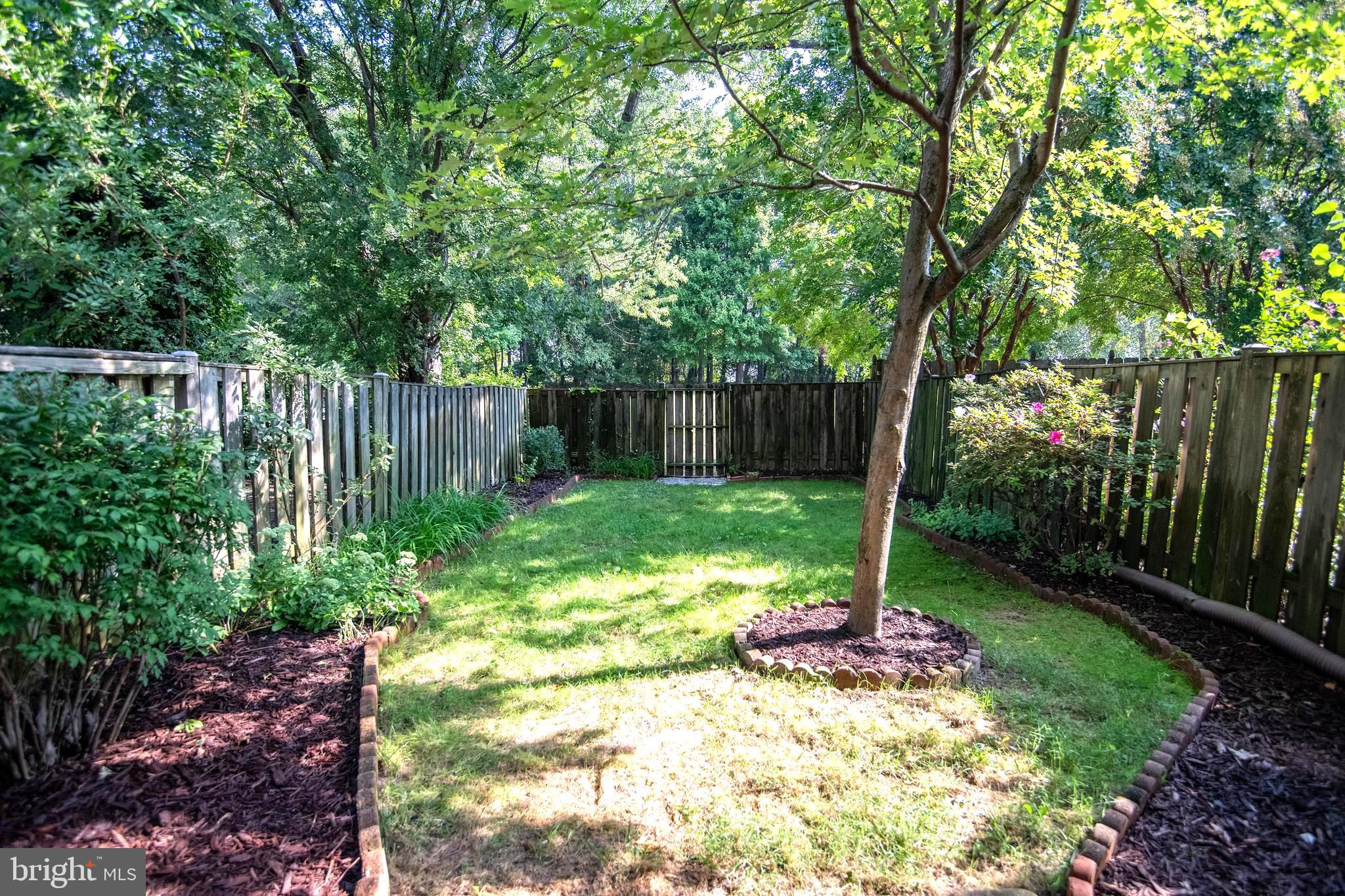 ELIZABETHS LANDING - Residential